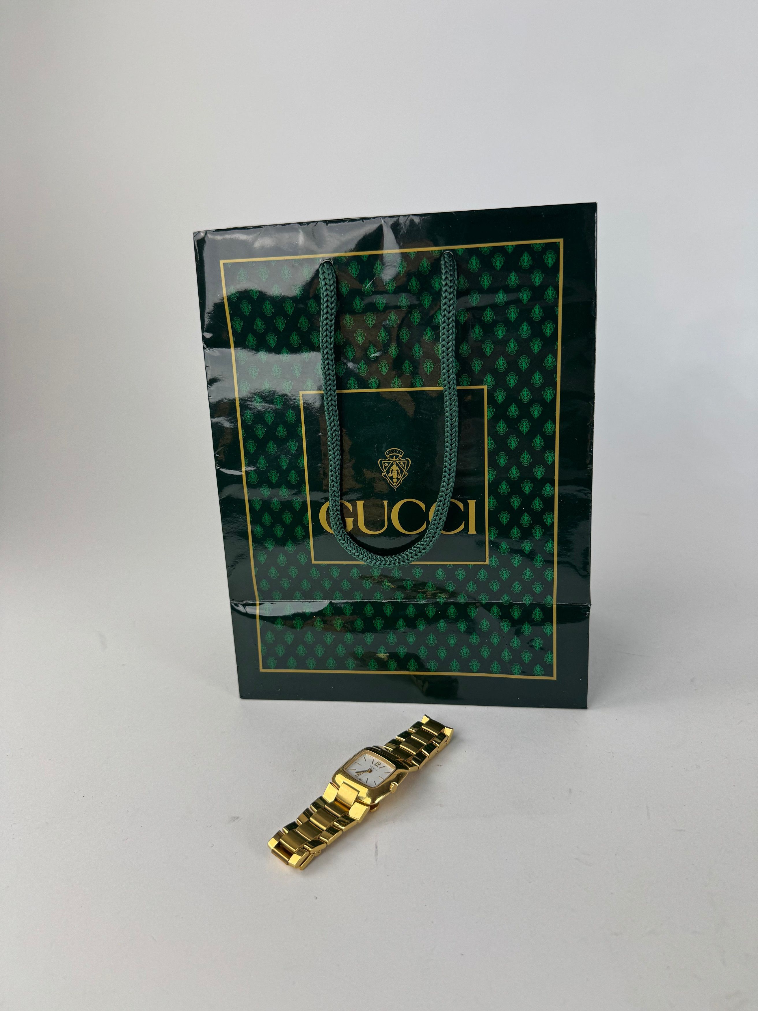 Gucci Vintage Gold Plated Quartz Watch Size ONE SIZE - 10 Thumbnail
