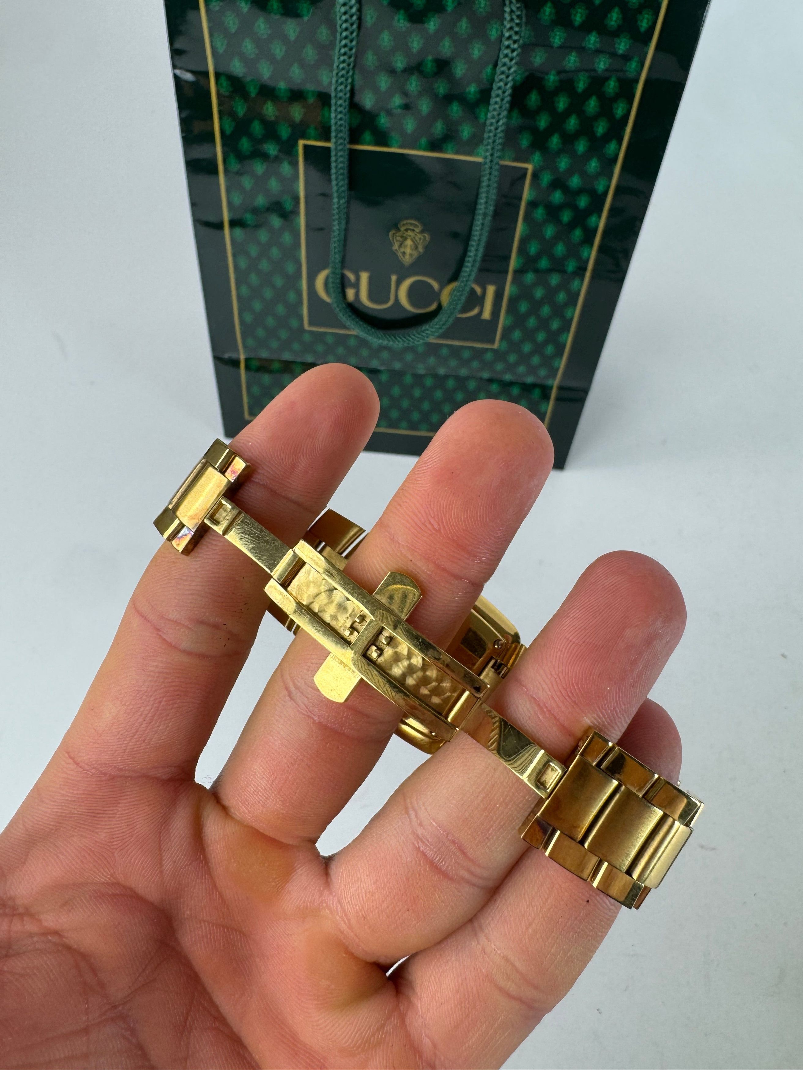 Gucci Vintage Gold Plated Quartz Watch Size ONE SIZE - 6 Thumbnail
