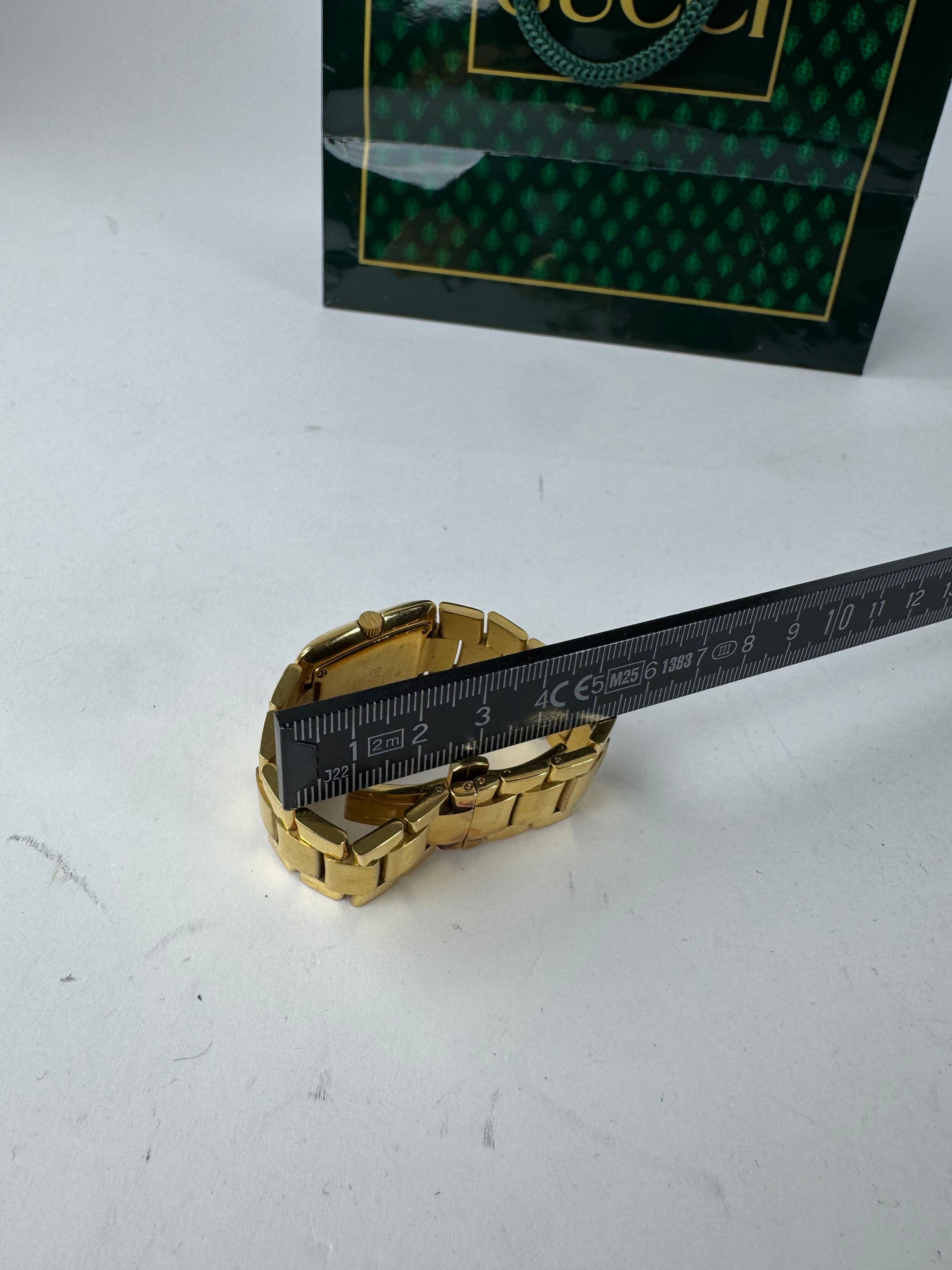 Gucci Vintage Gold Plated Quartz Watch Size ONE SIZE - 13 Thumbnail