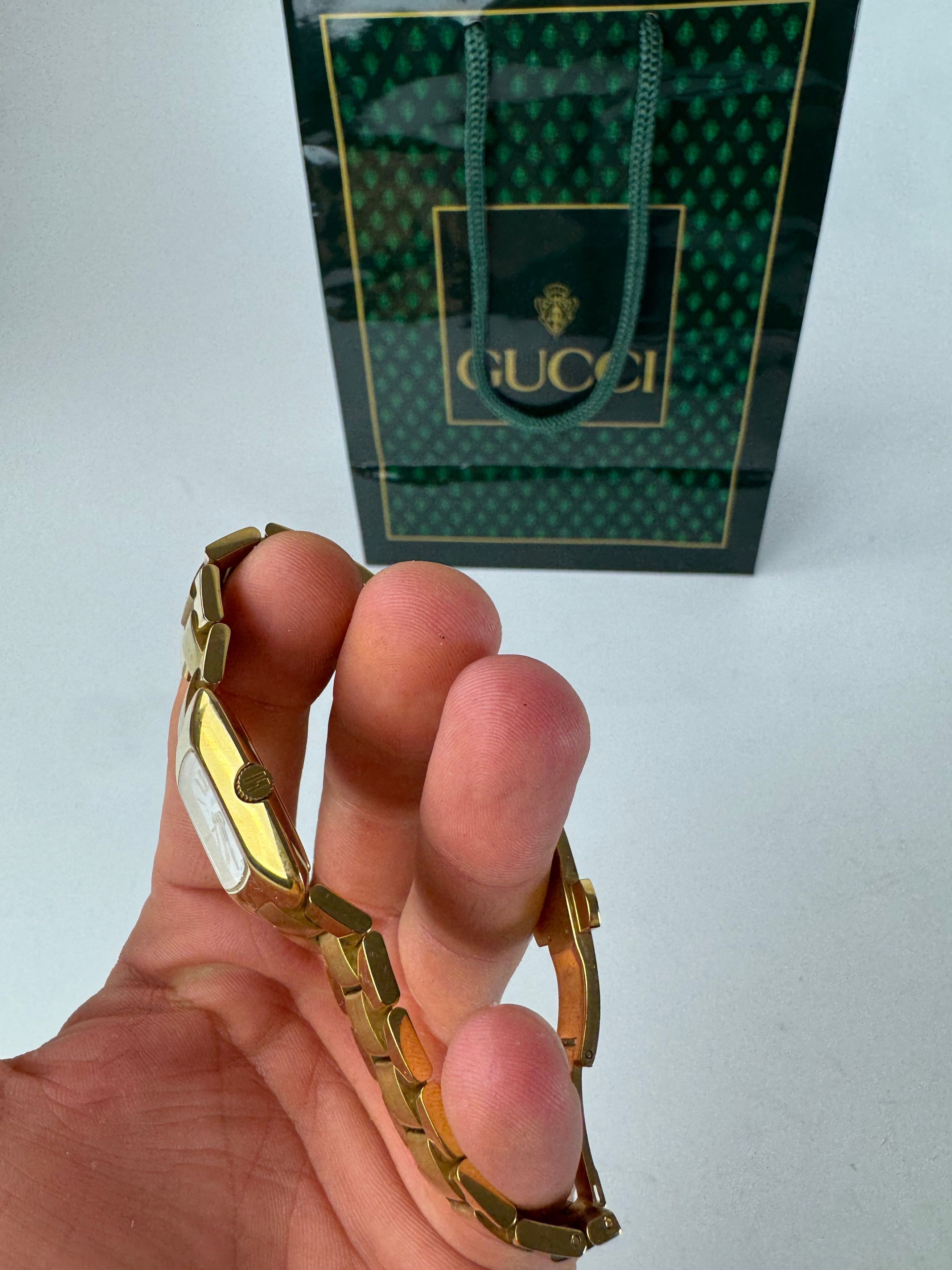 Gucci Vintage Gold Plated Quartz Watch Size ONE SIZE - 5 Thumbnail