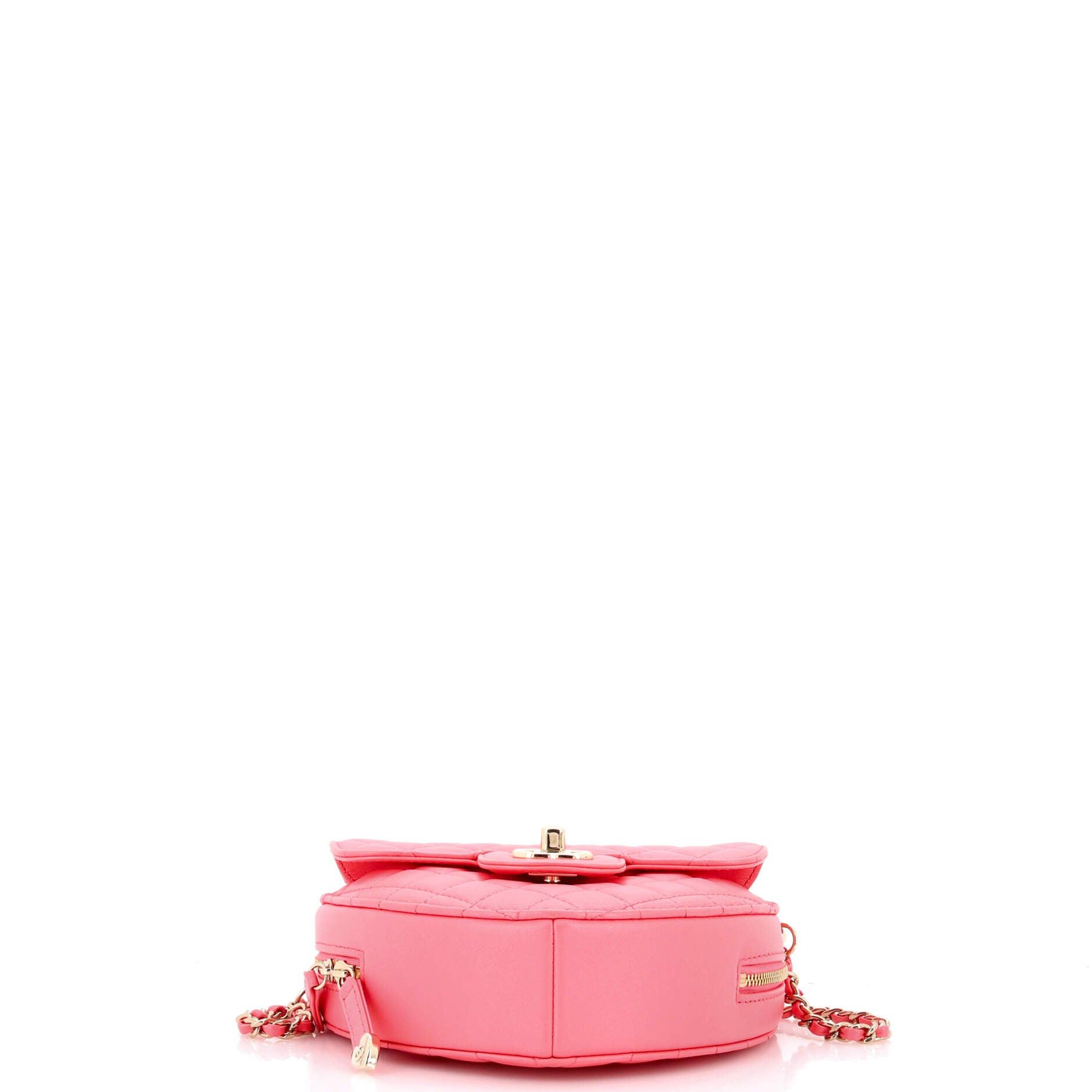 Chanel CC in Love Heart Bag Size ONE SIZE - 4 Thumbnail