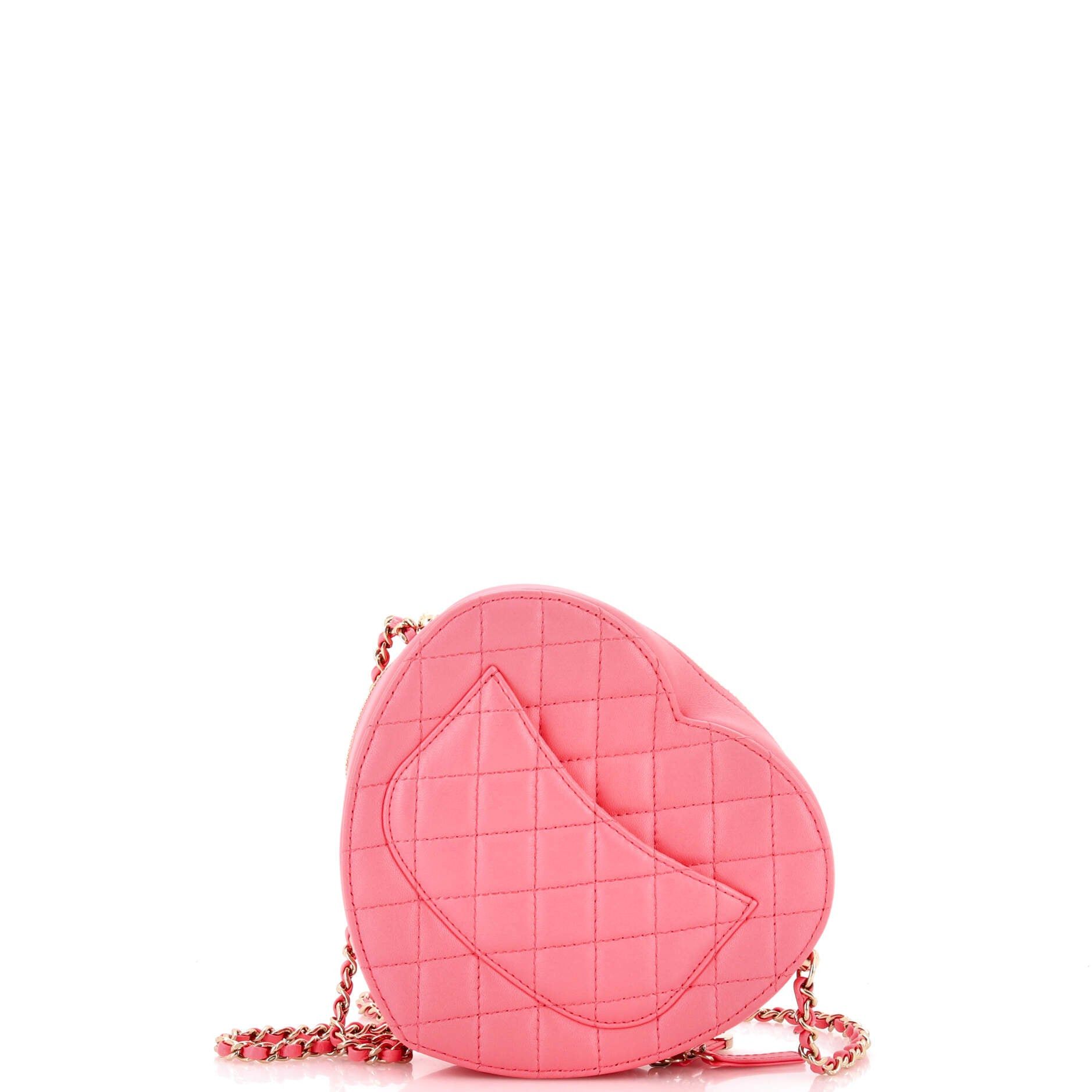 Chanel CC in Love Heart Bag Size ONE SIZE - 3 Thumbnail