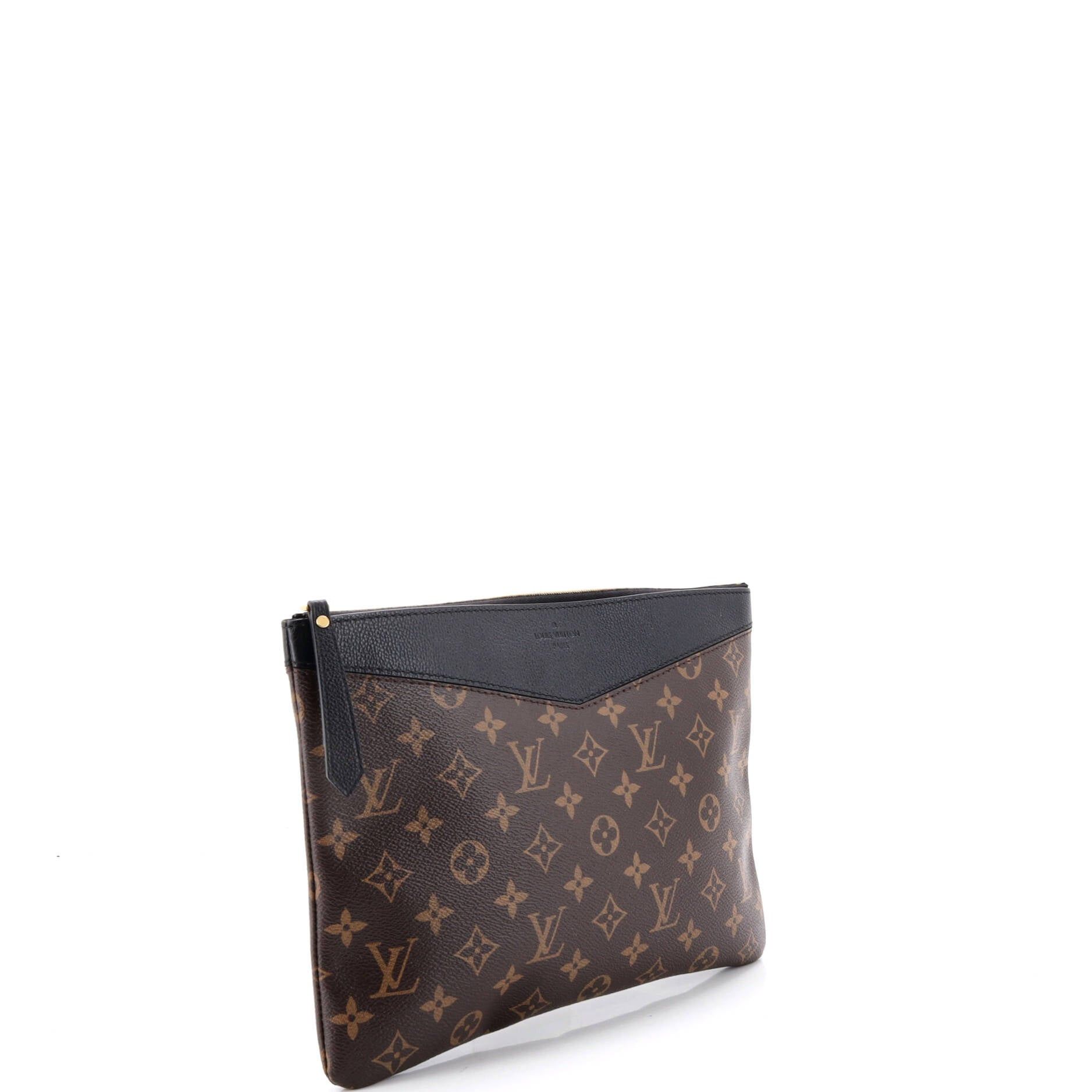 Louis Vuitton Daily Pouch Size ONE SIZE - 2 Thumbnail