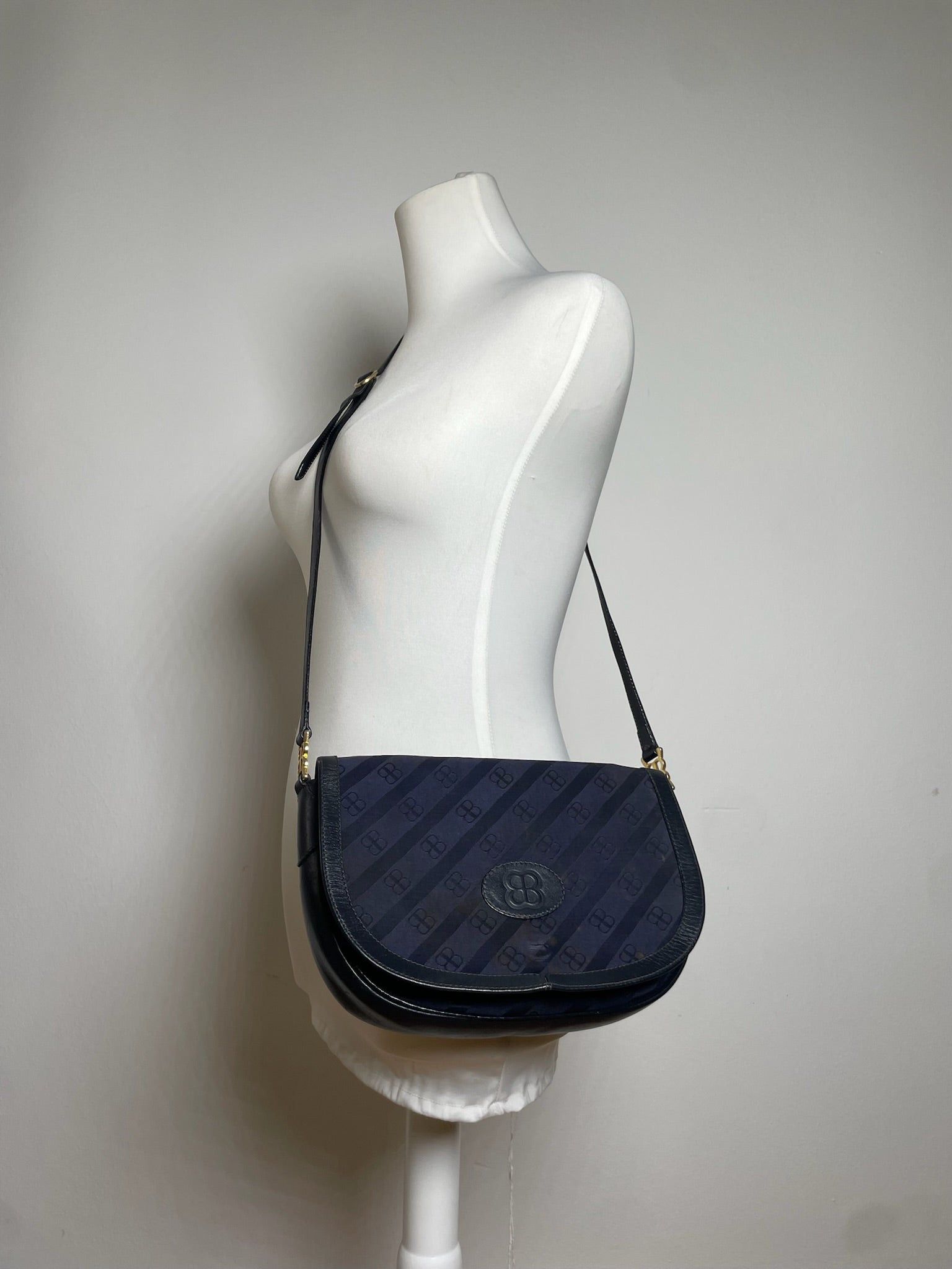 Balenciaga Vintage Monogram Bag Navy Black Size ONE SIZE - 7 Thumbnail