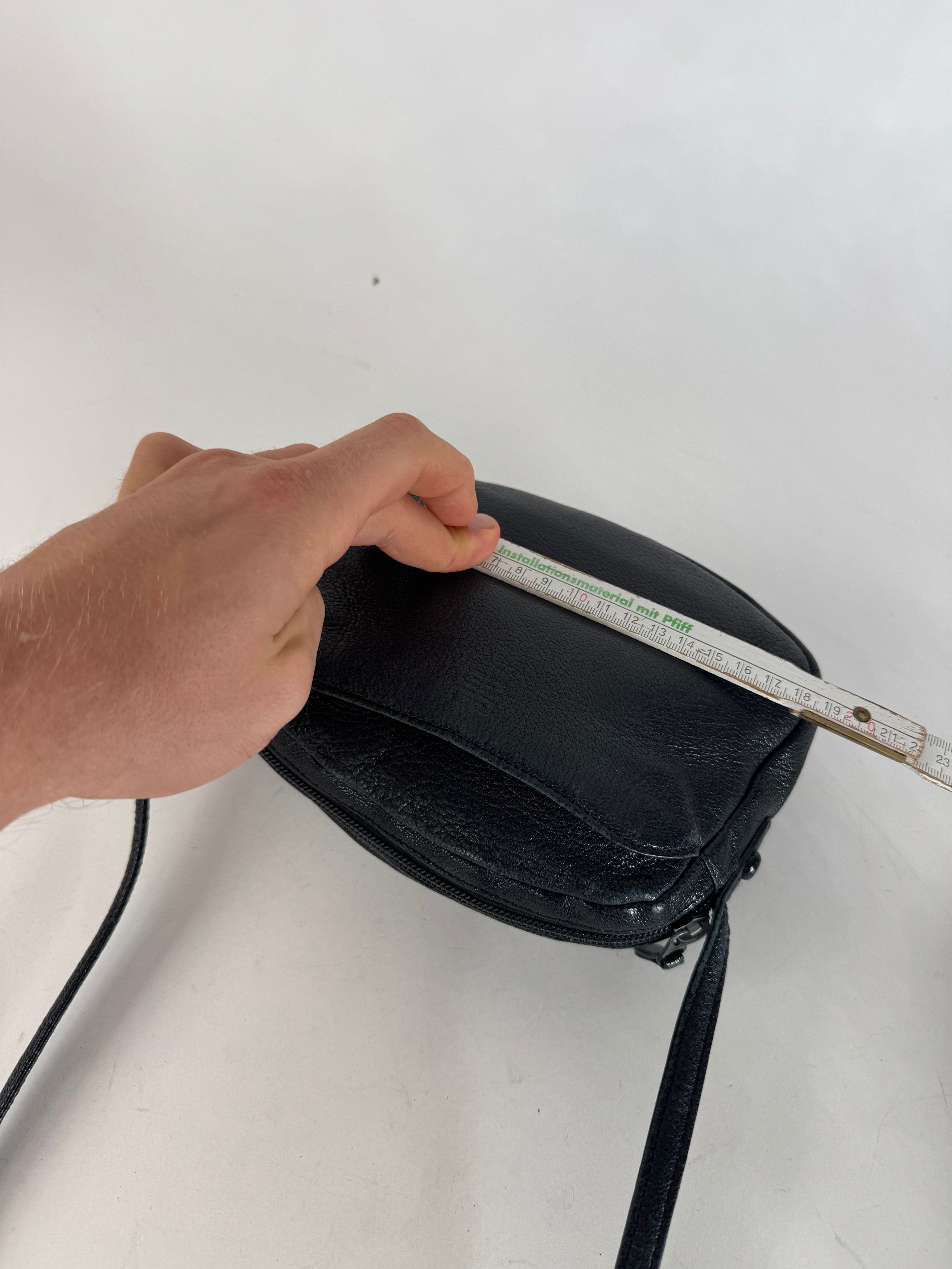 Givenchy Vintage 4G Leather Crossbody / Shoulder Bag Black Size ONE SIZE - 12 Thumbnail