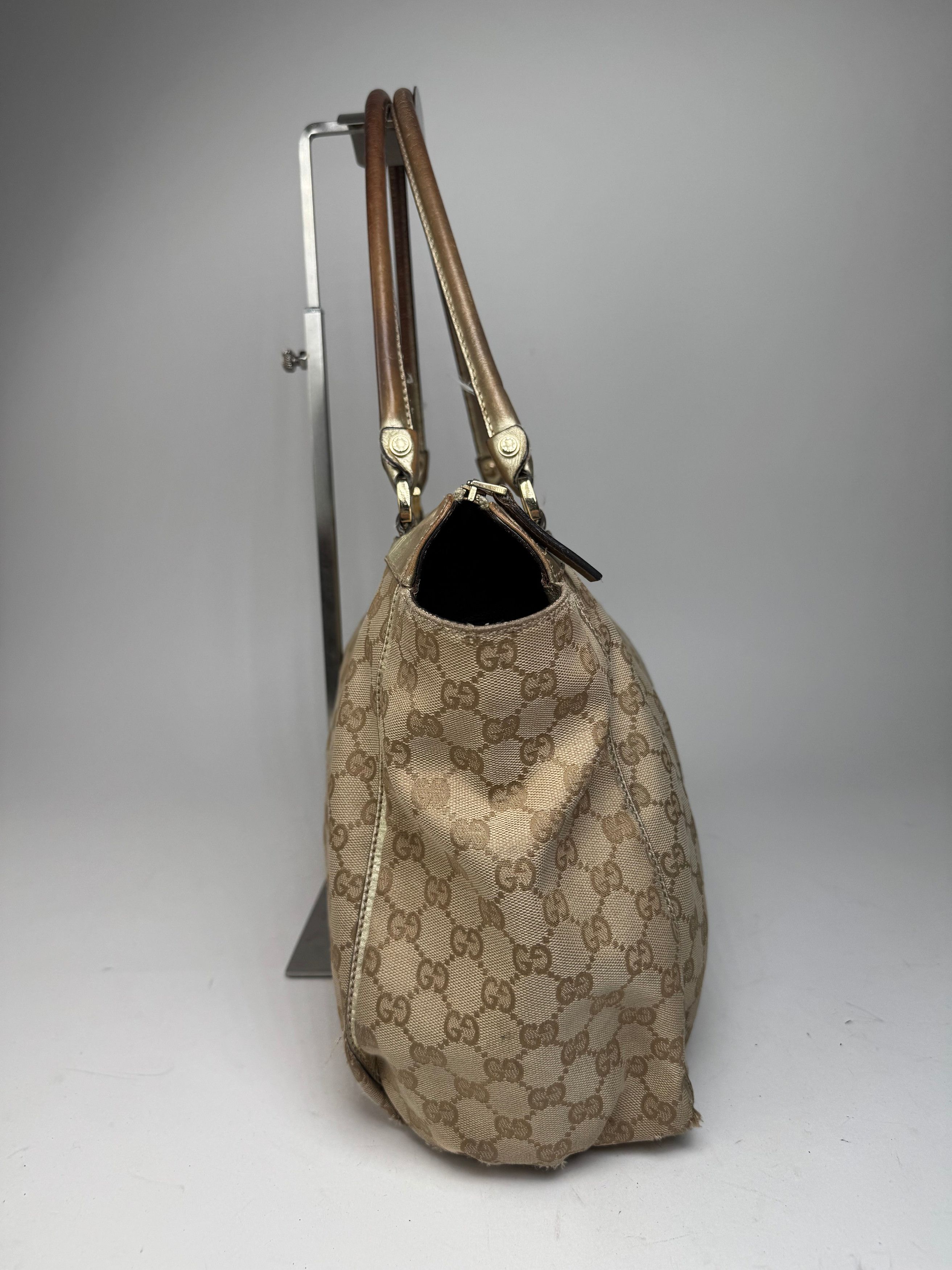 Gucci Vintage Monogram D-Ding Handbag Golden Beige Size ONE SIZE - 7 Thumbnail