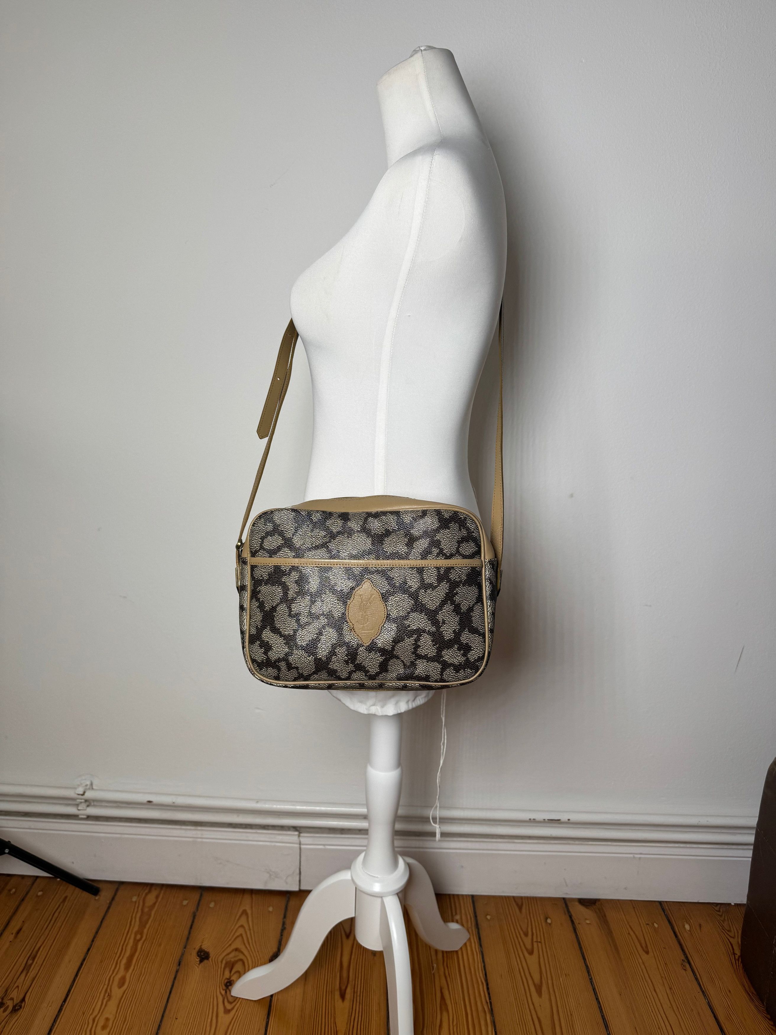 Other Vintage Yves Saint Laurent Stone Emblossed Leather Shoulder Size ONE SIZE - 7 Thumbnail