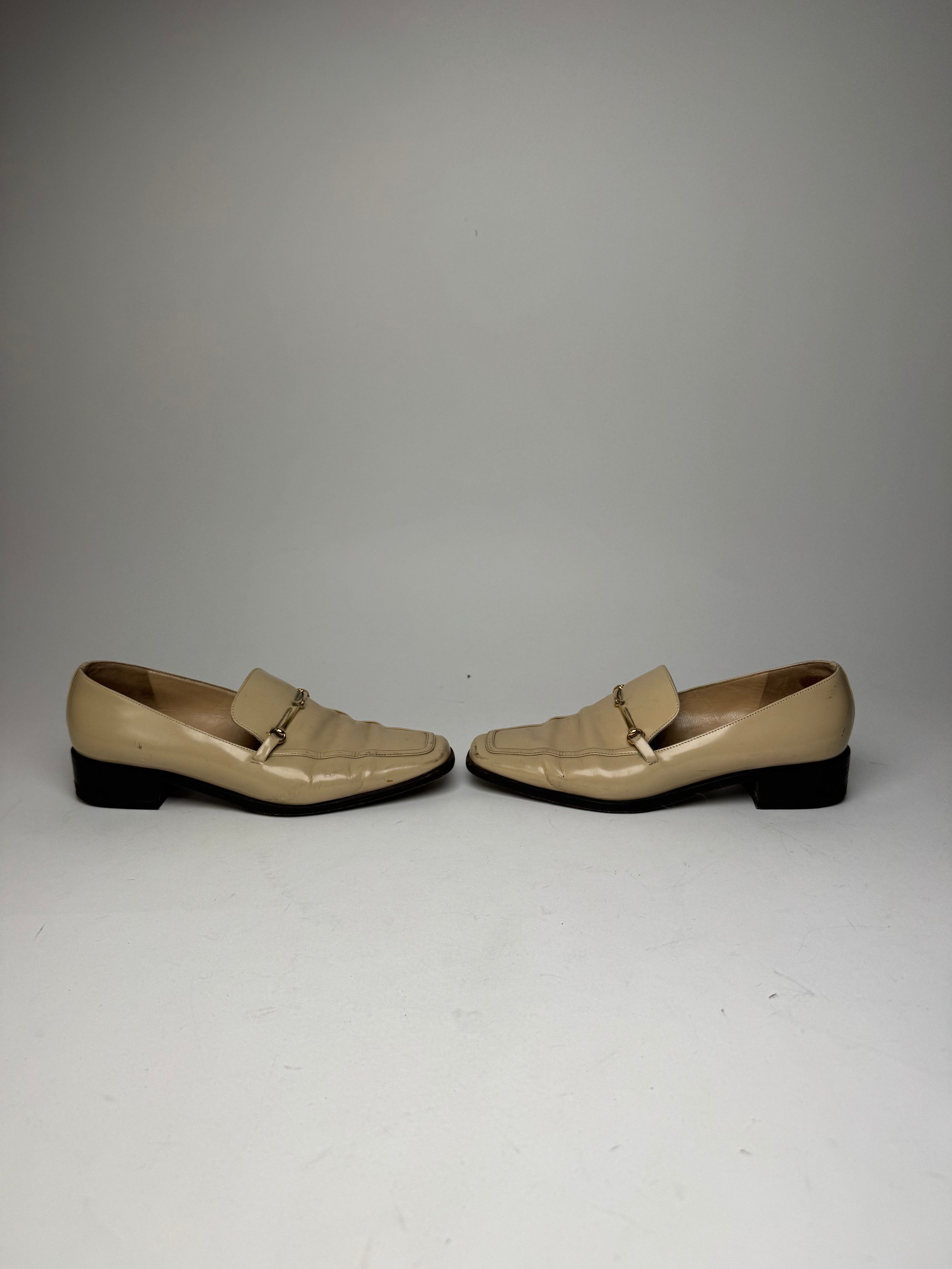 Gucci Vintage Horsebit Loafer Beige EU36 Size US 5 / IT 35 - 4 Thumbnail