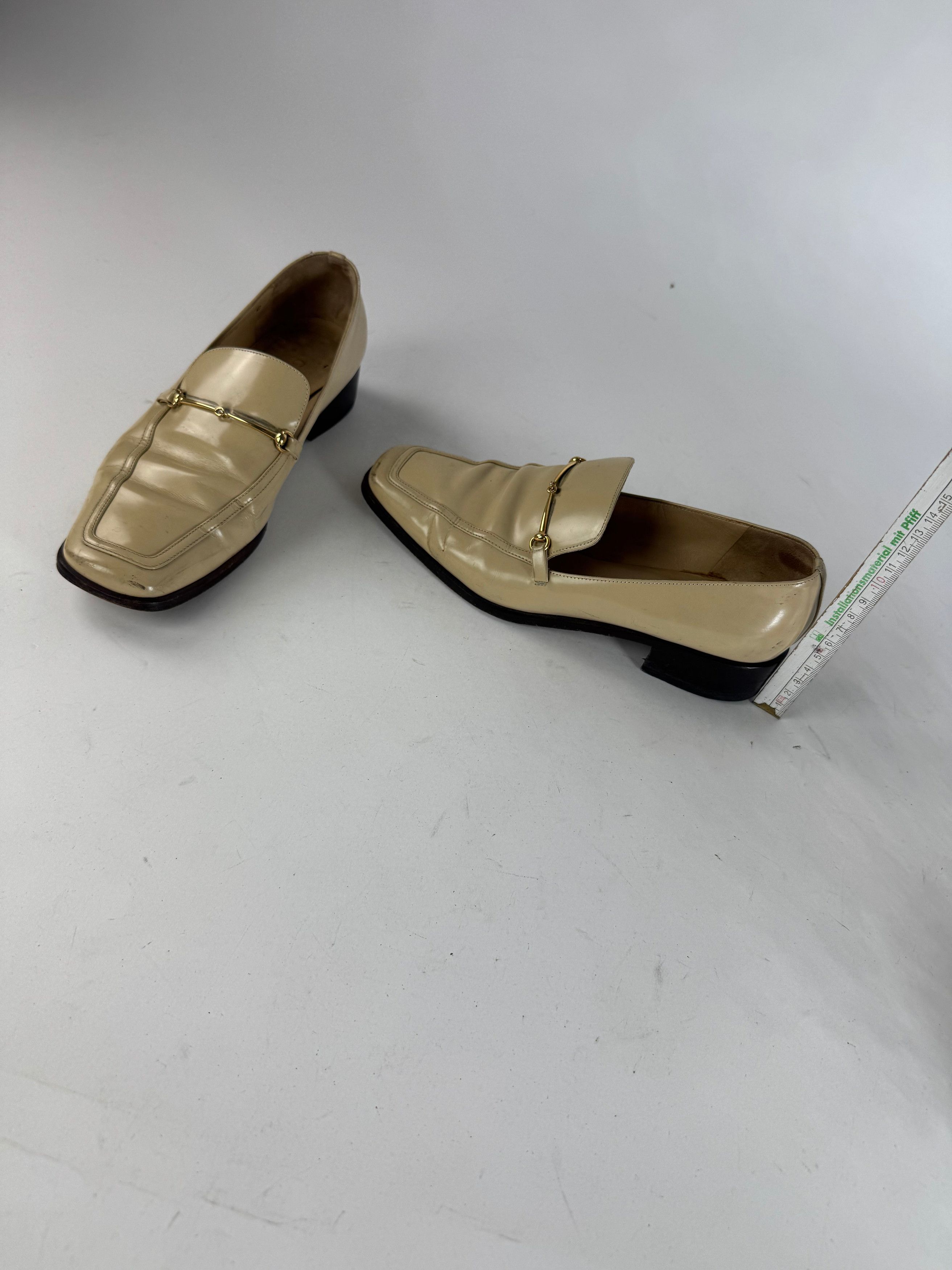 Gucci Vintage Horsebit Loafer Beige EU36 Size US 5 / IT 35 - 9 Thumbnail