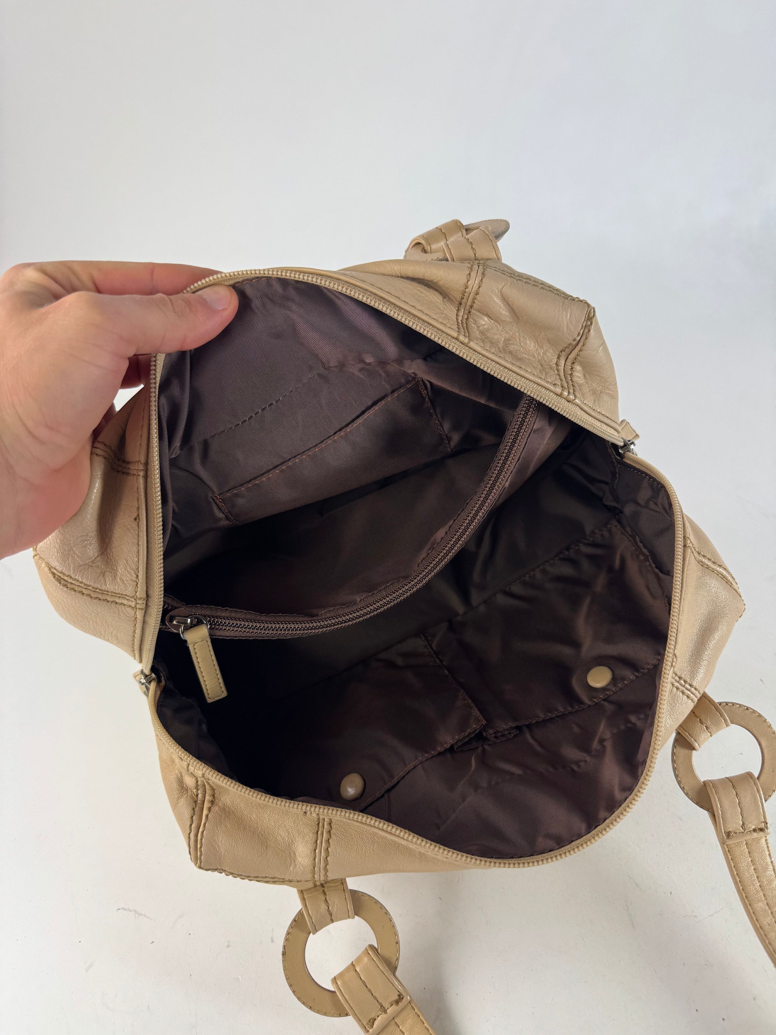 Issey Miyake Vintage Leather Handbag Beige Size ONE SIZE - 3 Thumbnail