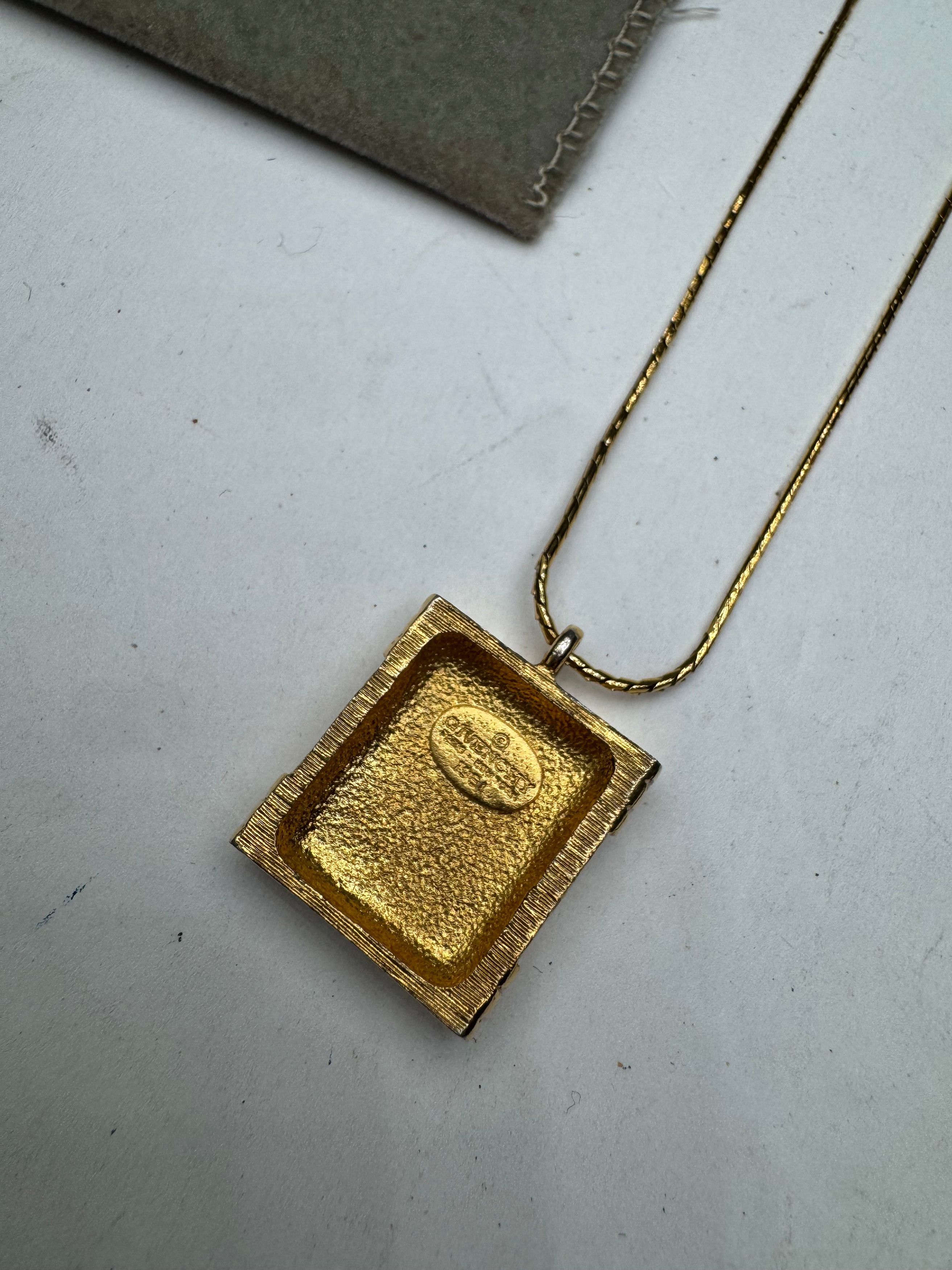 Givenchy Vintage Gold Plated G Collier Golden Size ONE SIZE - 7 Thumbnail