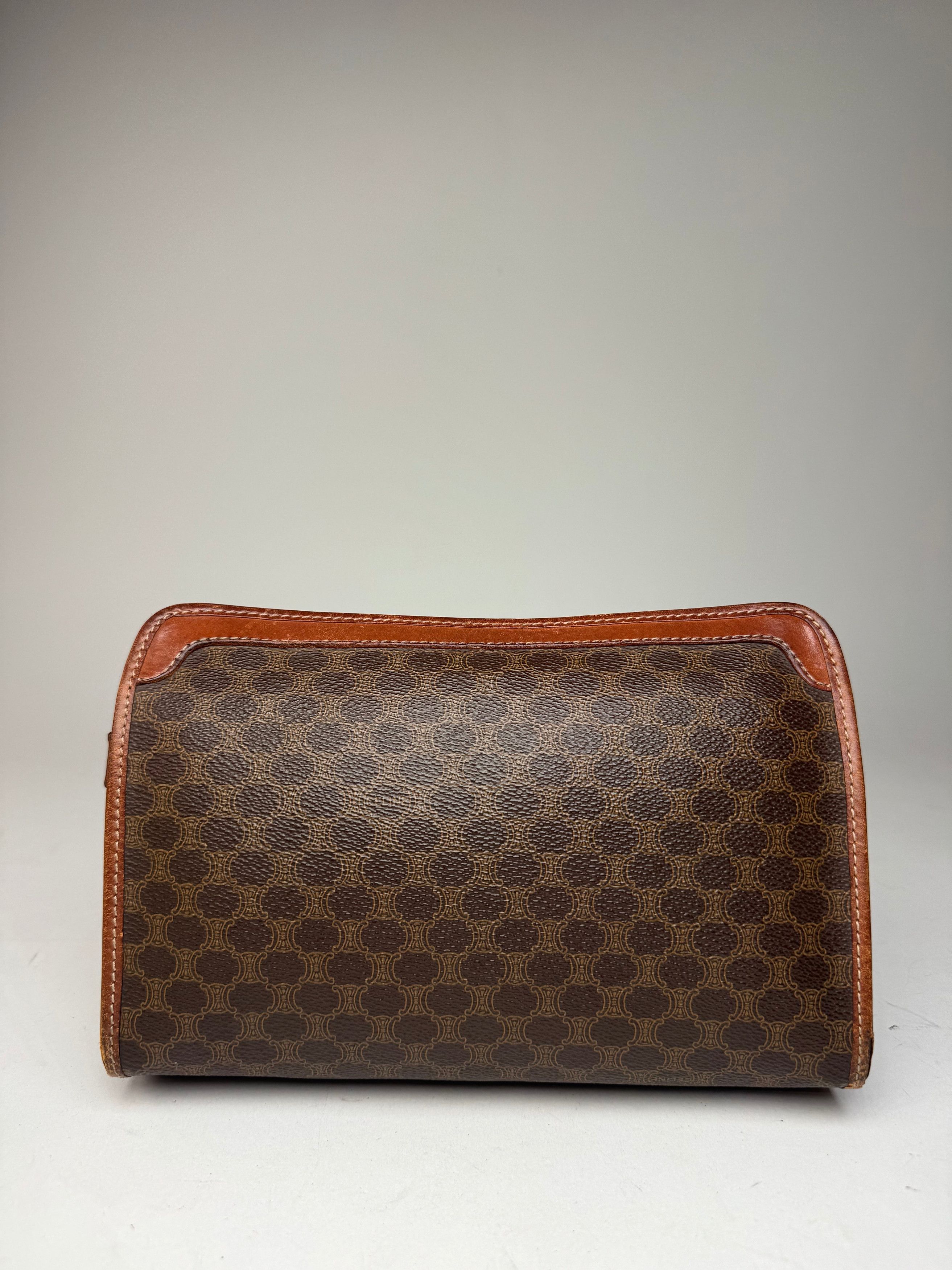 Celine Vintage Paris Monogram Leather clutch brown Size ONE SIZE - 2 Thumbnail