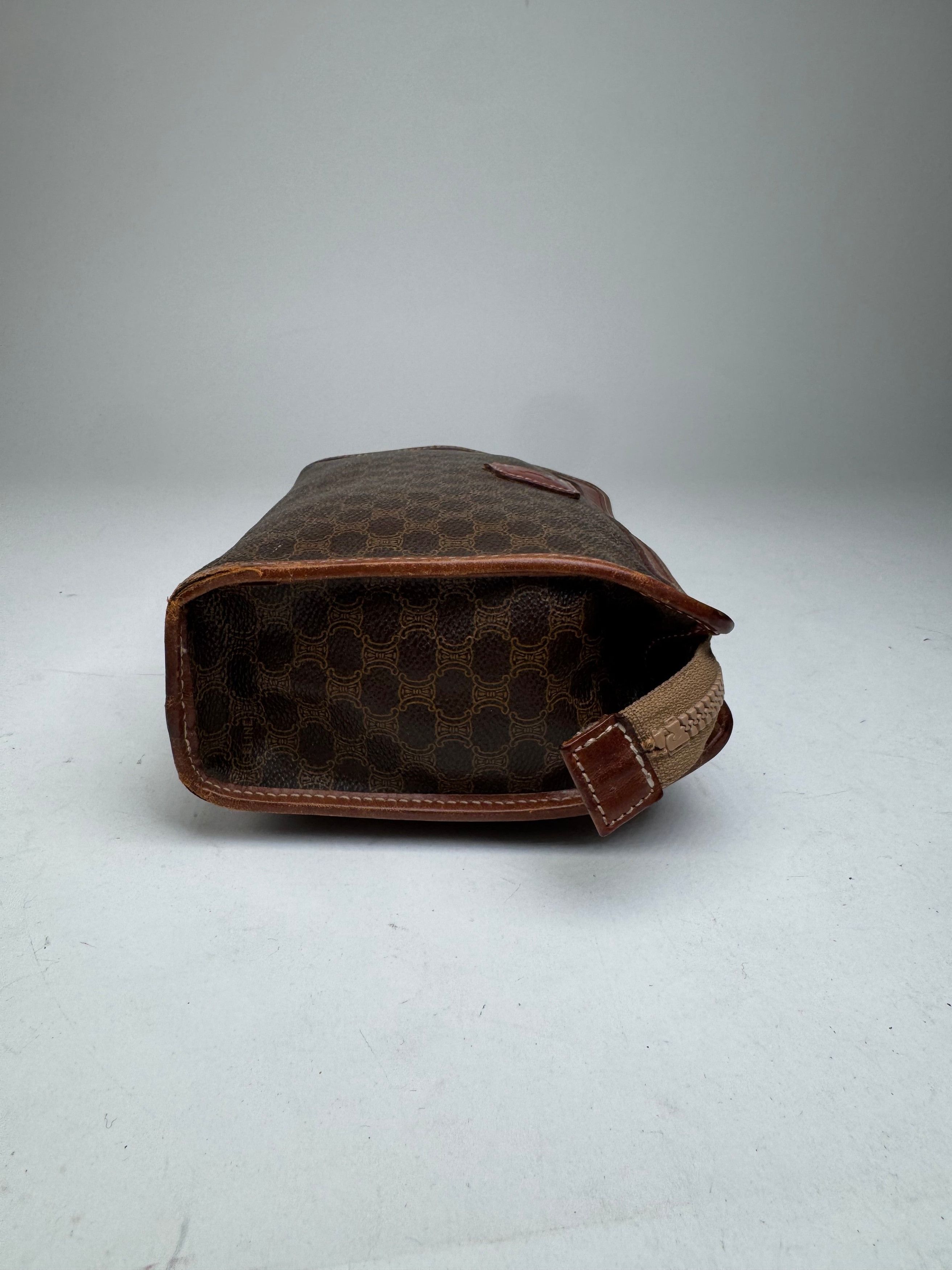 Celine Vintage Paris Monogram Leather clutch brown Size ONE SIZE - 8 Thumbnail