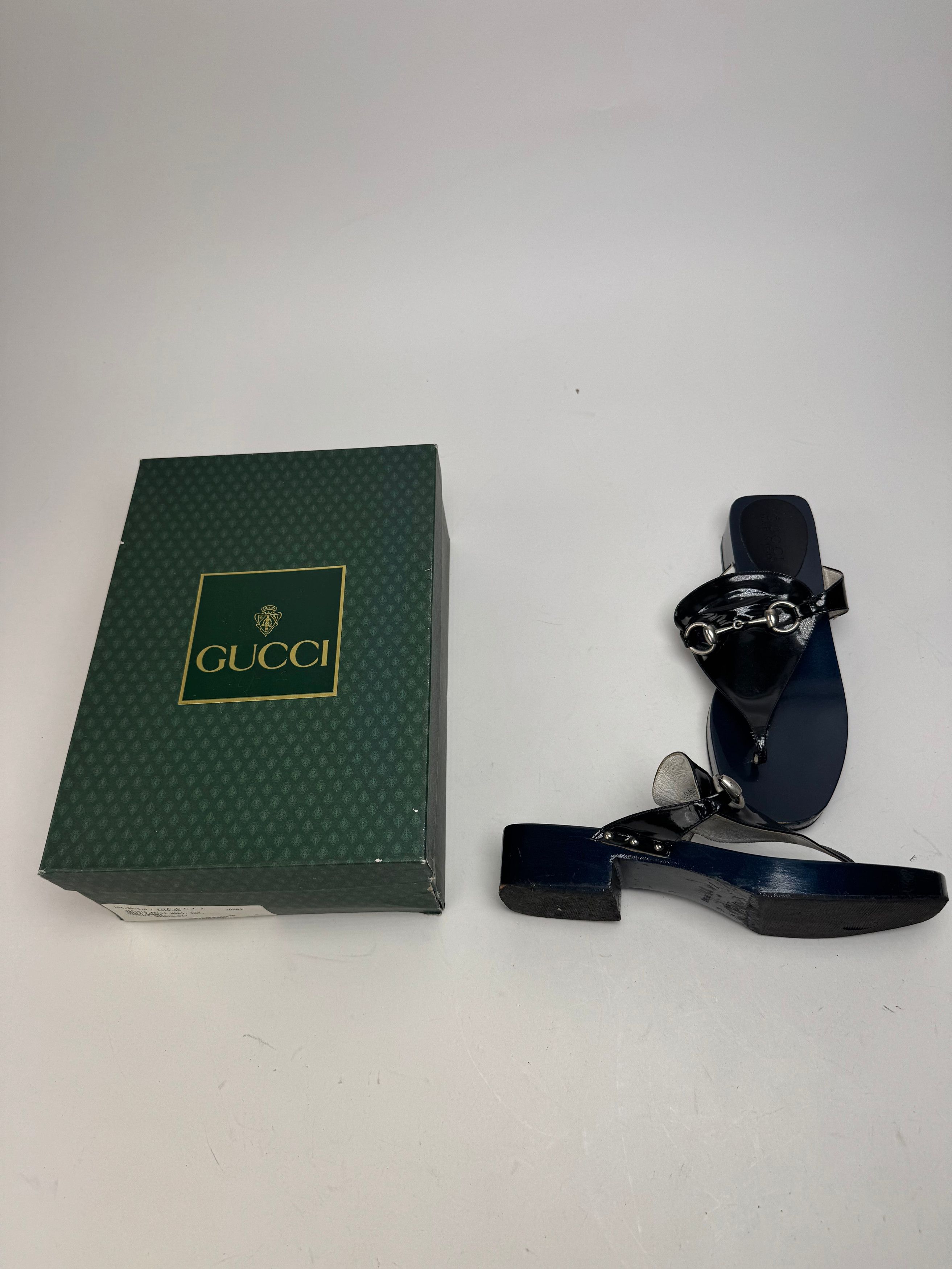 Gucci Vintage Patent Leather Horsebit Sandals Black EU38 Size US 7 / IT 37 - 2 Thumbnail