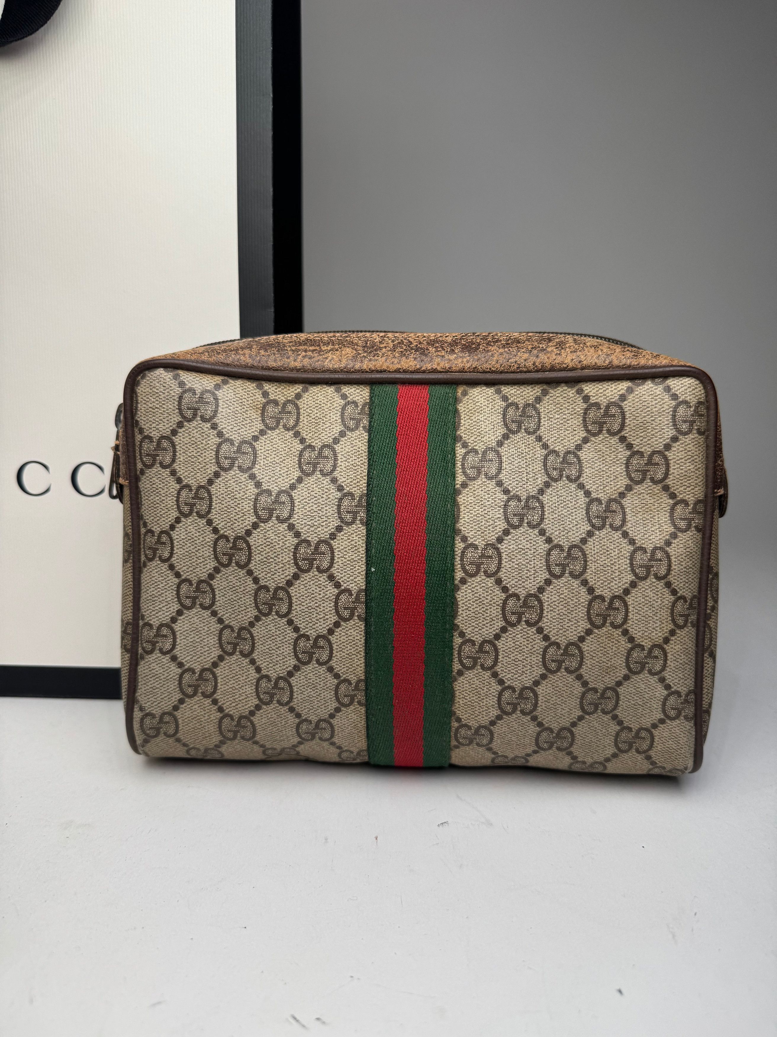 Gucci Vintage Ophidia Monogram Leather Clutch Grey Brown Size ONE SIZE - 2 Thumbnail