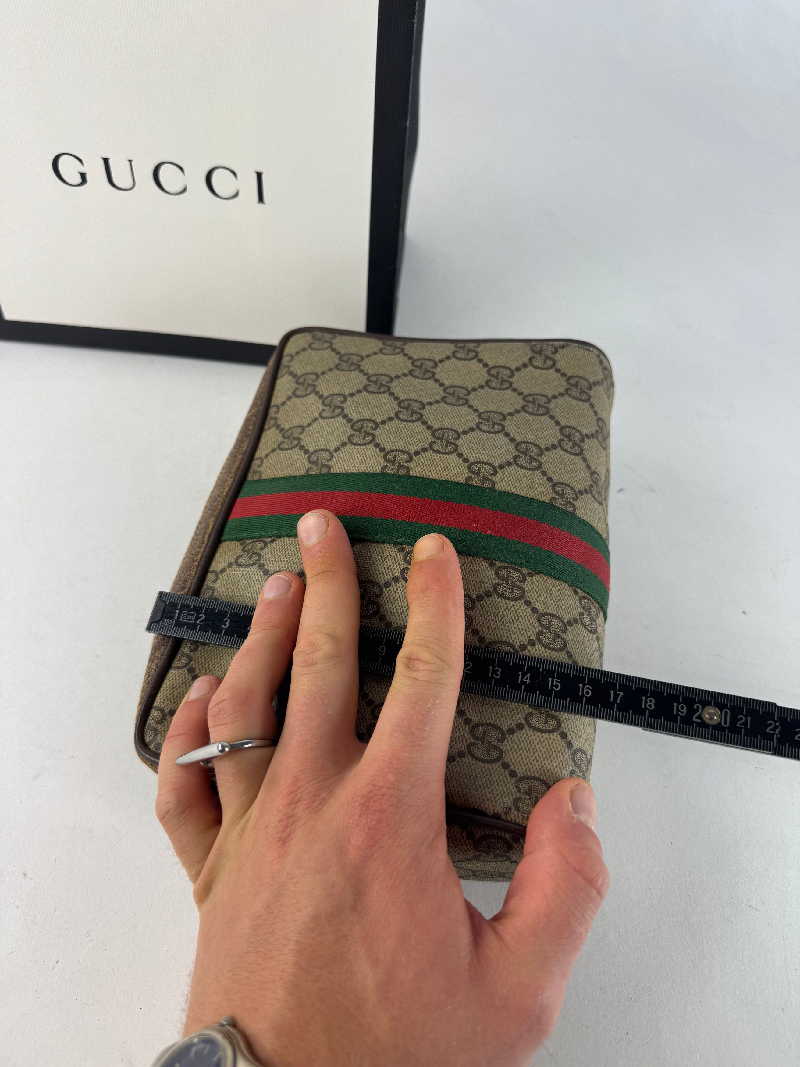 Gucci Vintage Ophidia Monogram Leather Clutch Grey Brown Size ONE SIZE - 11 Thumbnail