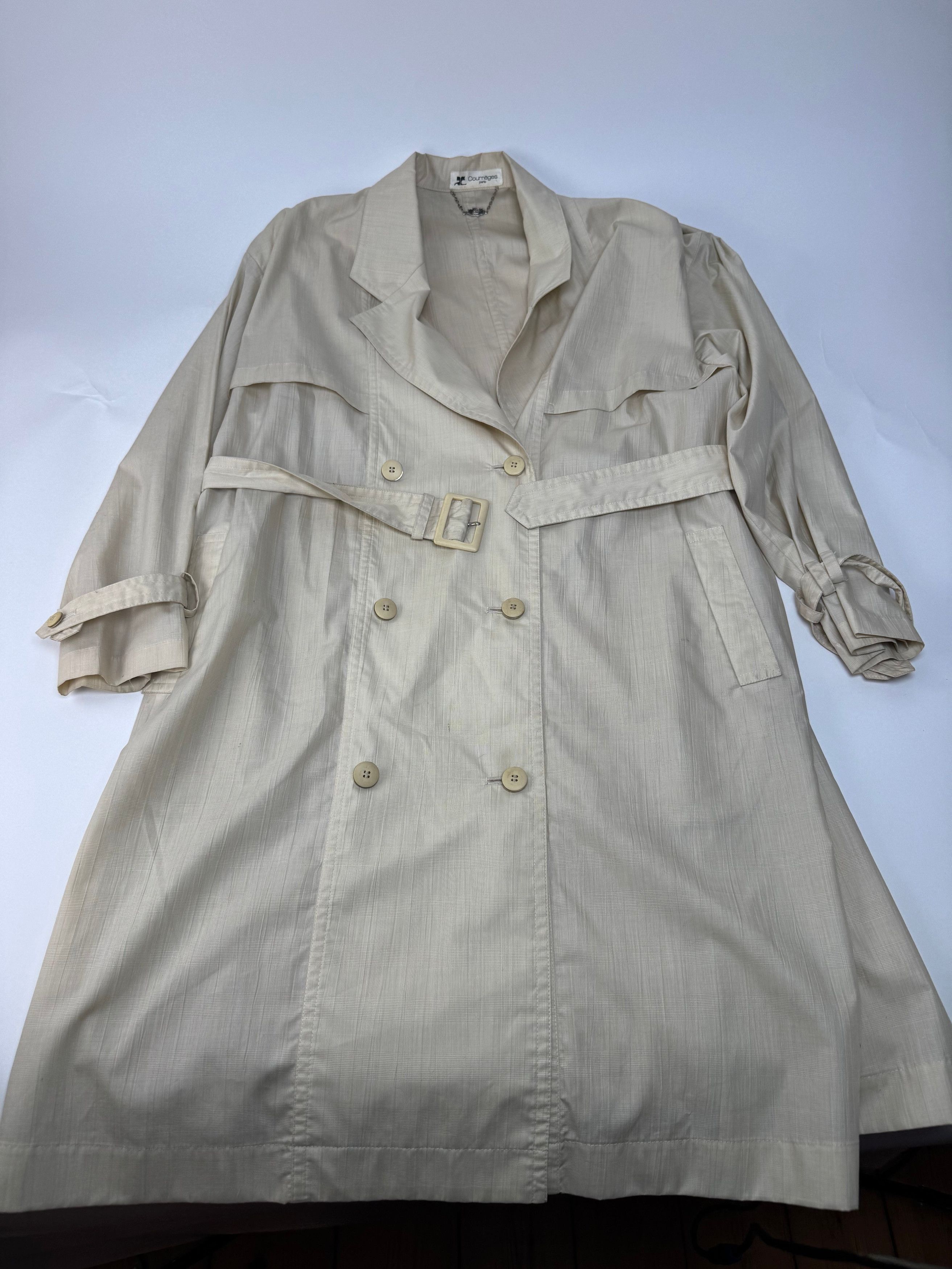 Courreges Vintage Trenchcoat Beige / Gold 38\M Size S / US 4 / IT 40 - 4 Thumbnail
