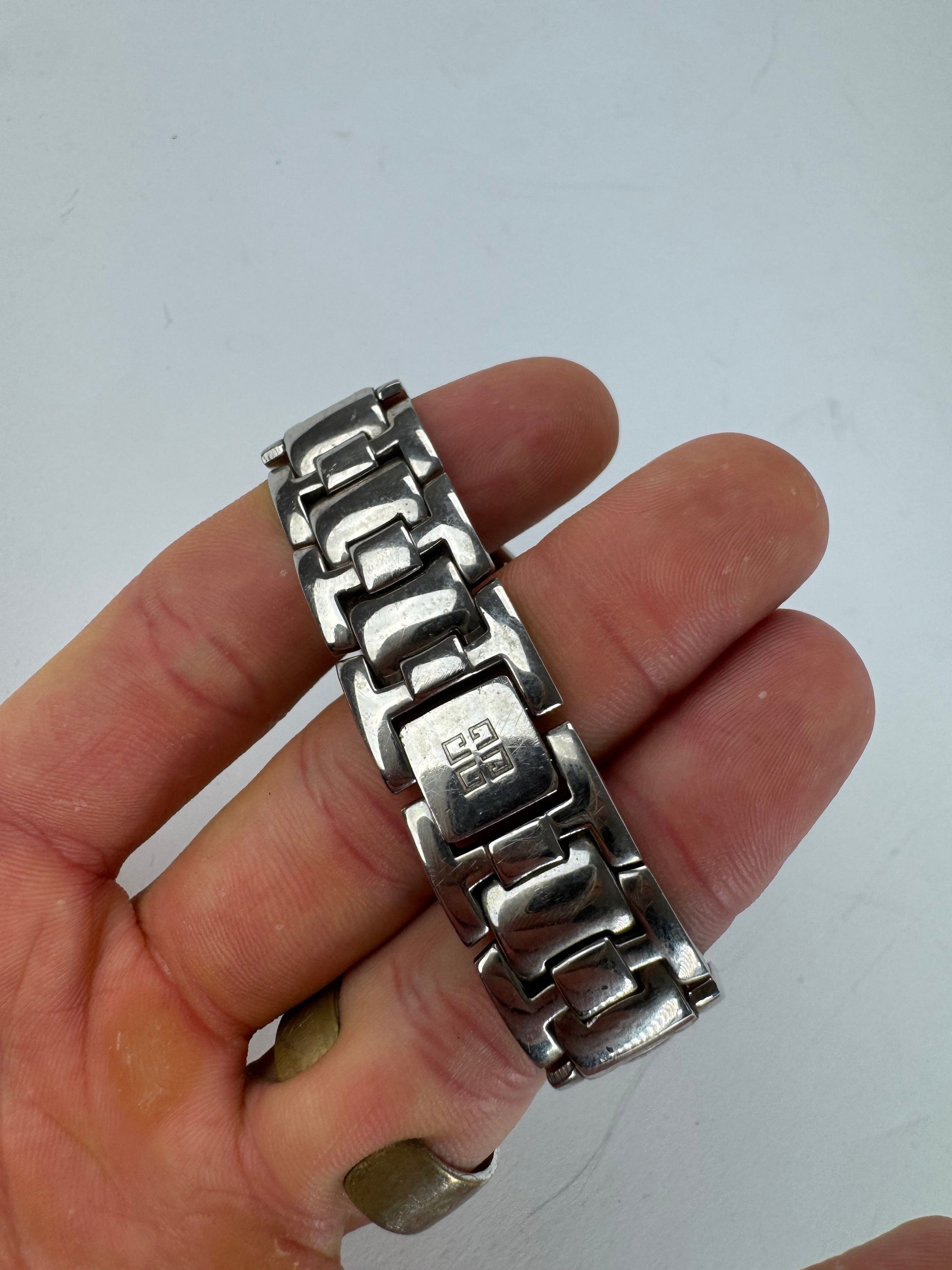 Givenchy Vintage Quartz Watch Silver Navy Size ONE SIZE - 9 Thumbnail