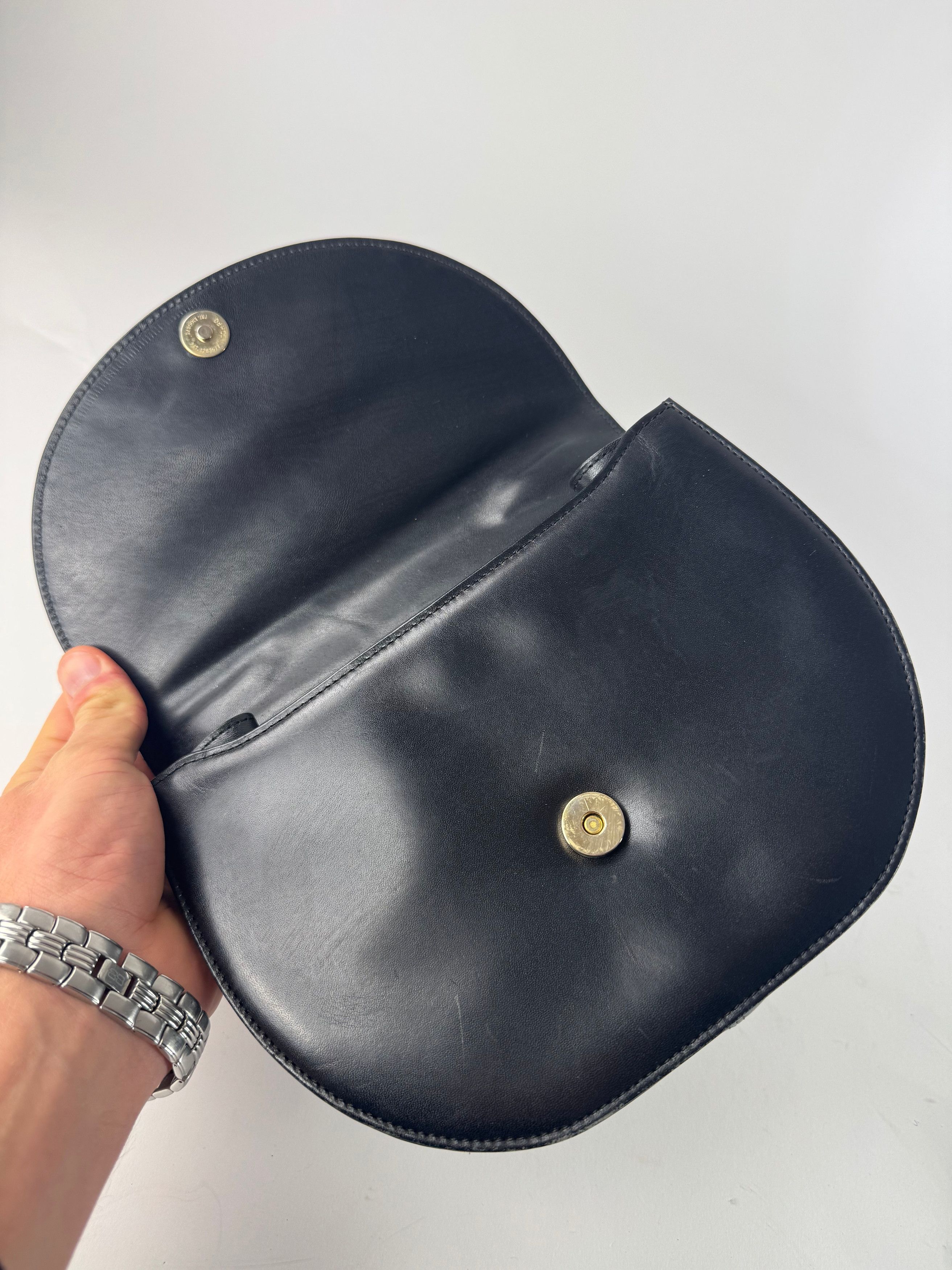 Givenchy Vintage Leather Handbag Black Size ONE SIZE - 8 Thumbnail