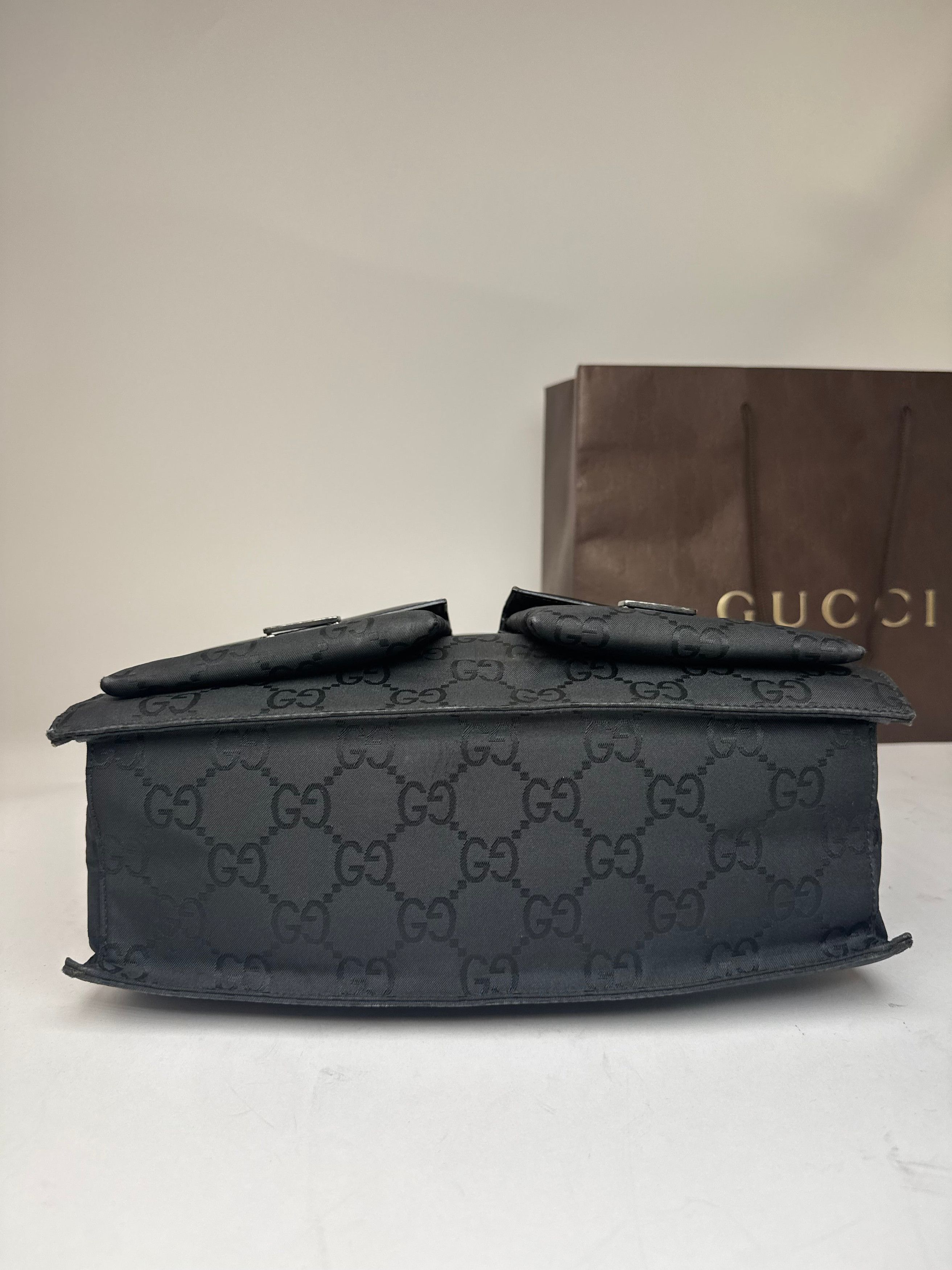 Gucci Vintage Monogram Leather Canvas Handbag Black Size ONE SIZE - 11 Thumbnail