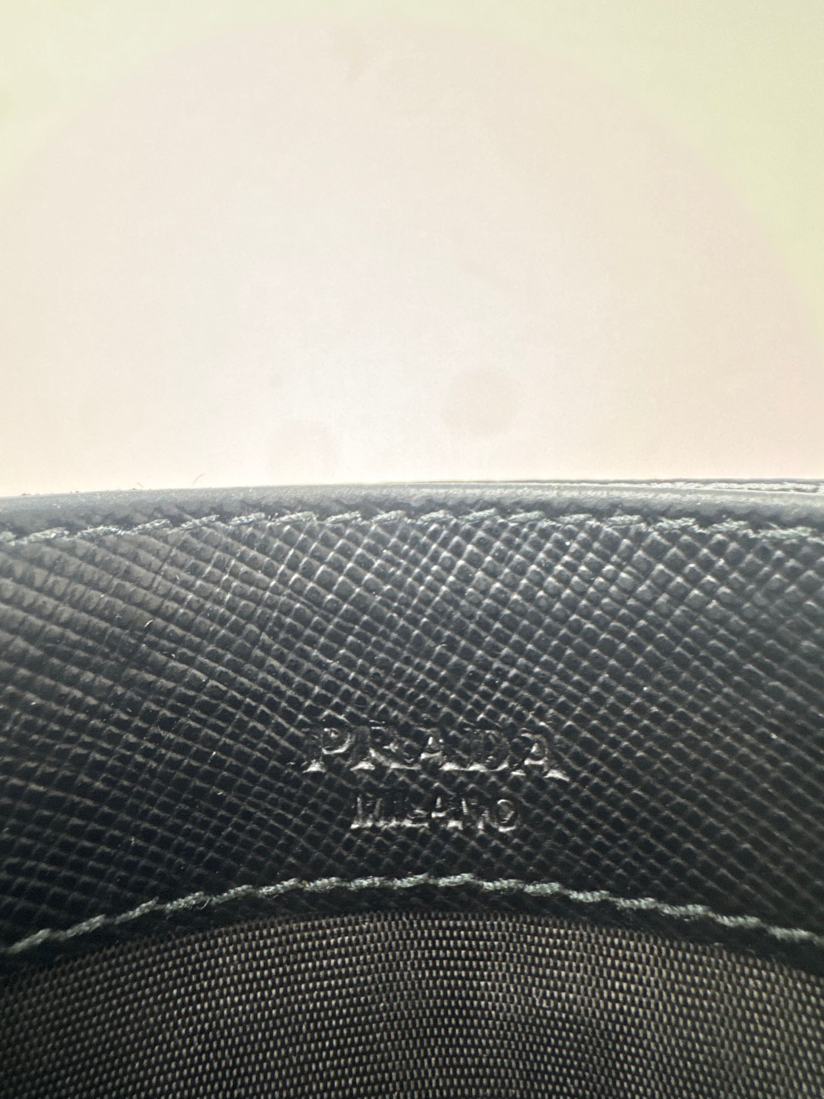 Prada Vintage Triangle Saffiano Leather Card Holder Black Size ONE SIZE - 4 Thumbnail