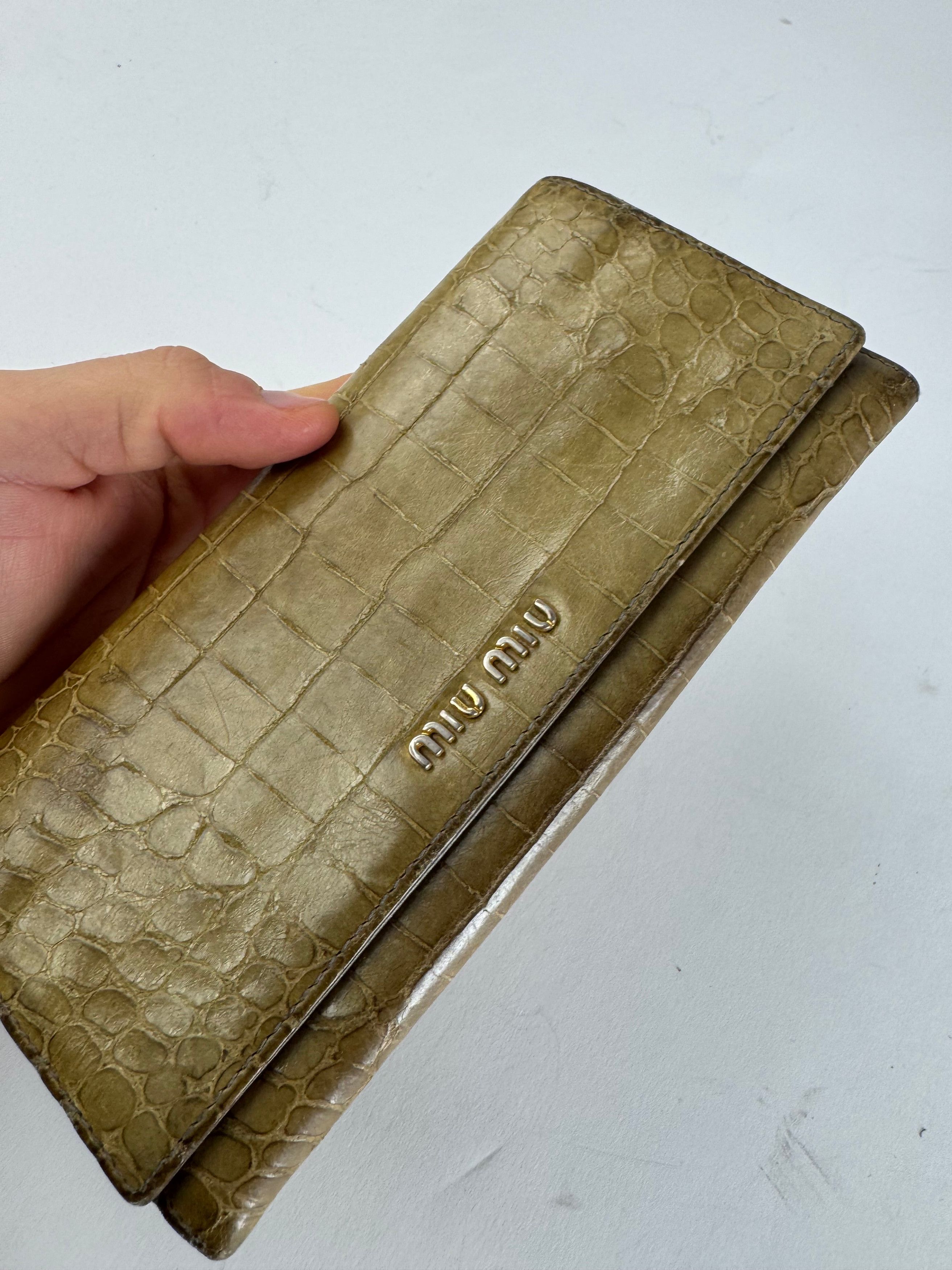 Miu Miu Vintage Crocodile Emblossed Leather Wallet Light Brown Size ONE SIZE - 3 Thumbnail