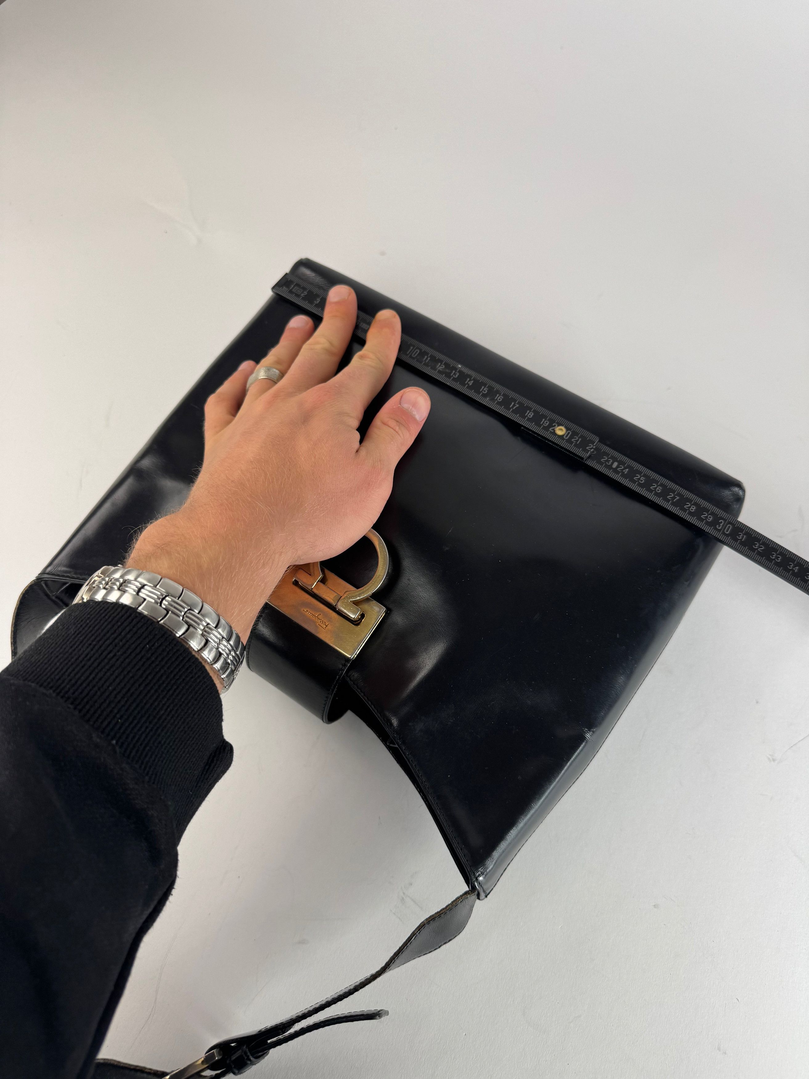 Salvatore Ferragamo Vintage Wanda Leather Handbag Black Size ONE SIZE - 10 Thumbnail