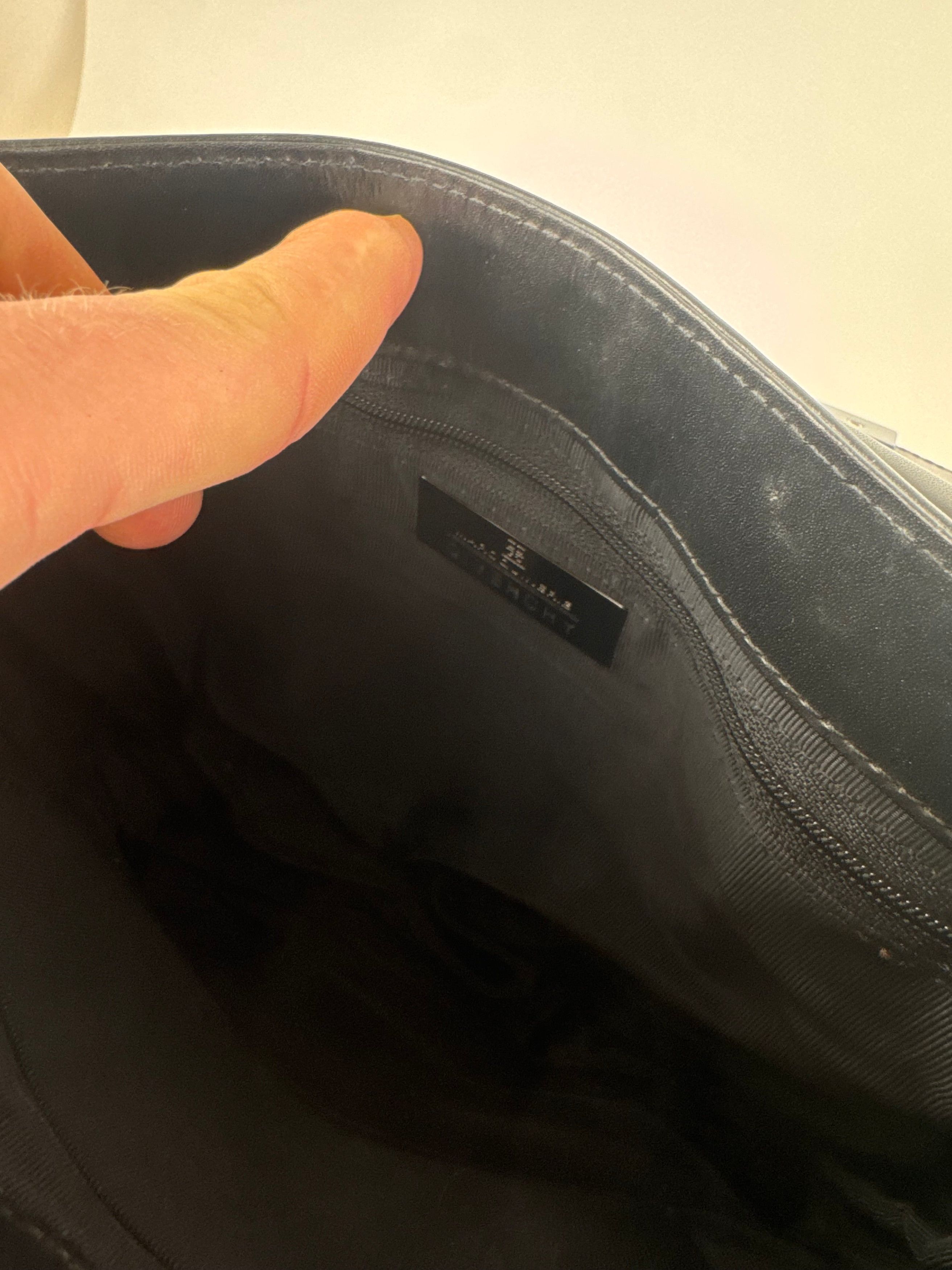 Givenchy Vintage Leather Handbag Black Size ONE SIZE - 3 Thumbnail