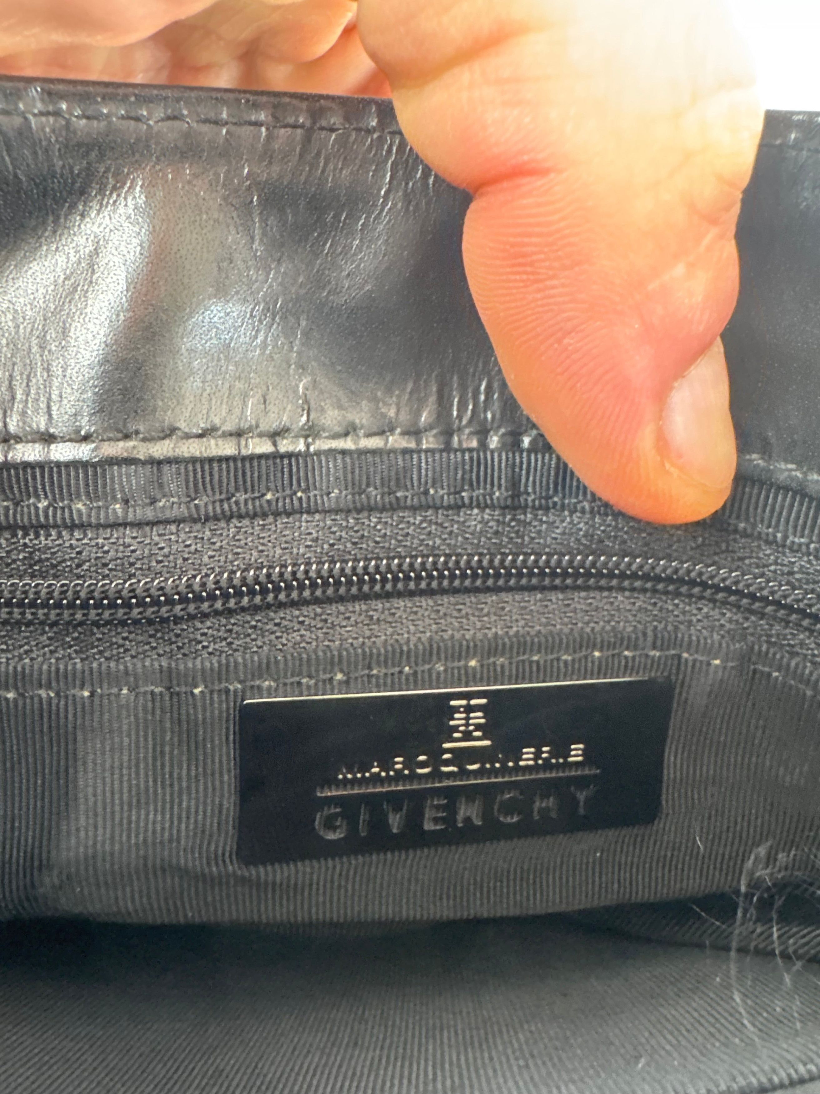 Givenchy Vintage Leather Handbag Black Size ONE SIZE - 5 Thumbnail