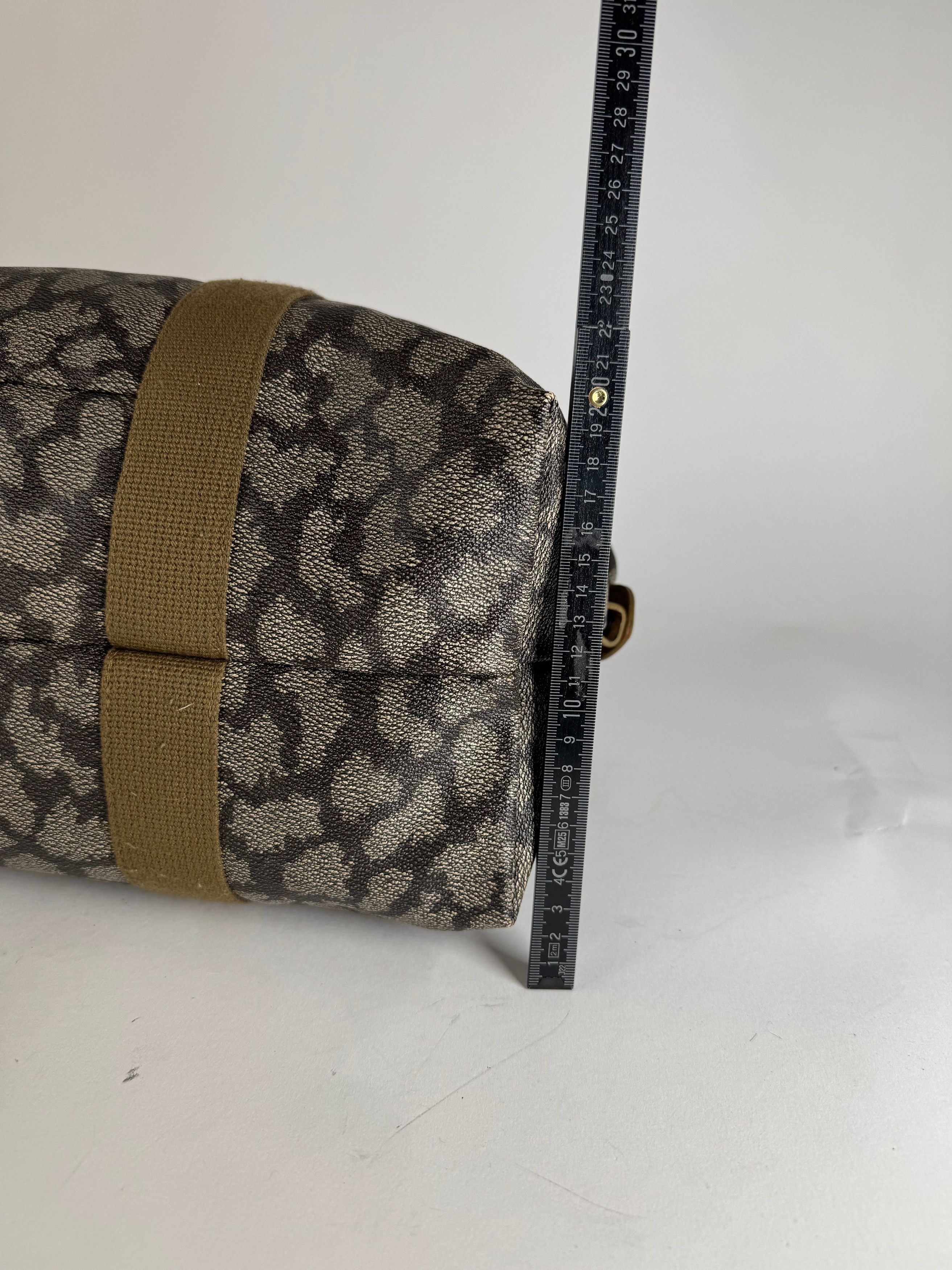 Other Vintage Yves Saint Laurent Stone Emblossed Leather Handbag G Size ONE SIZE - 13 Thumbnail