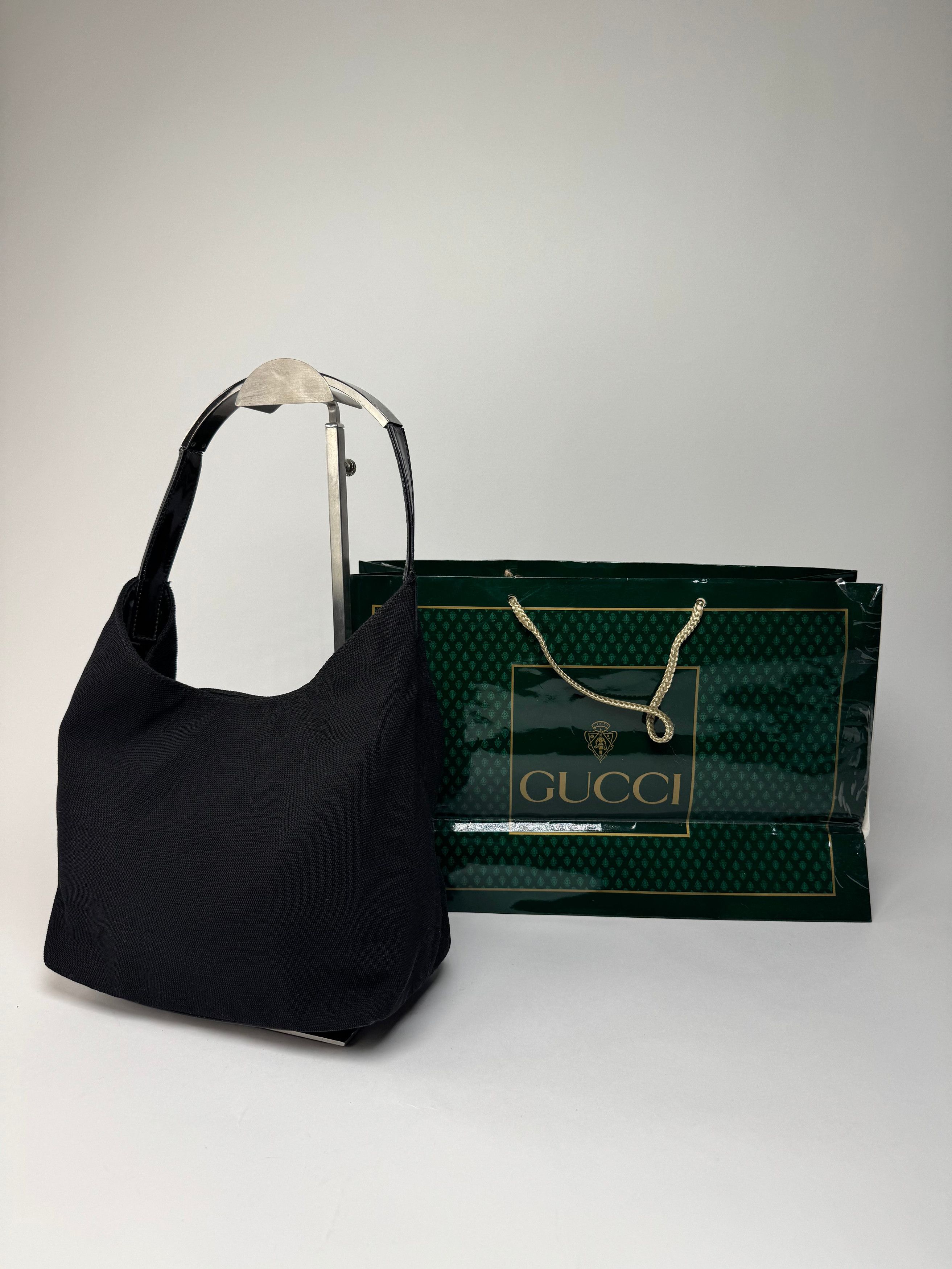 Gucci Vintage Canvas Patent Leather Handbag Black Size ONE SIZE - 13 Thumbnail