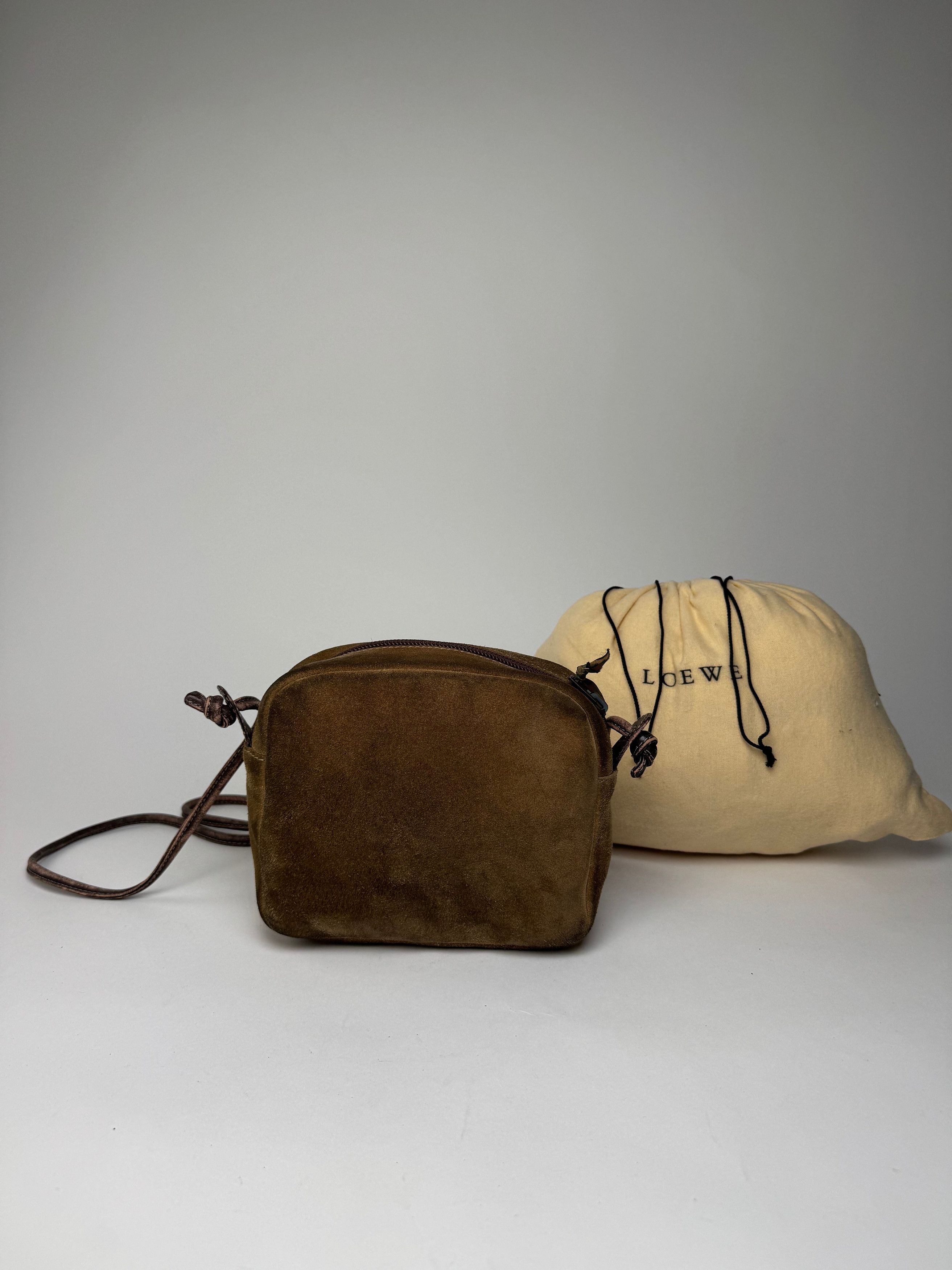 Loewe Vintage Crossbody Leather Bag Brown Size ONE SIZE - 2 Thumbnail