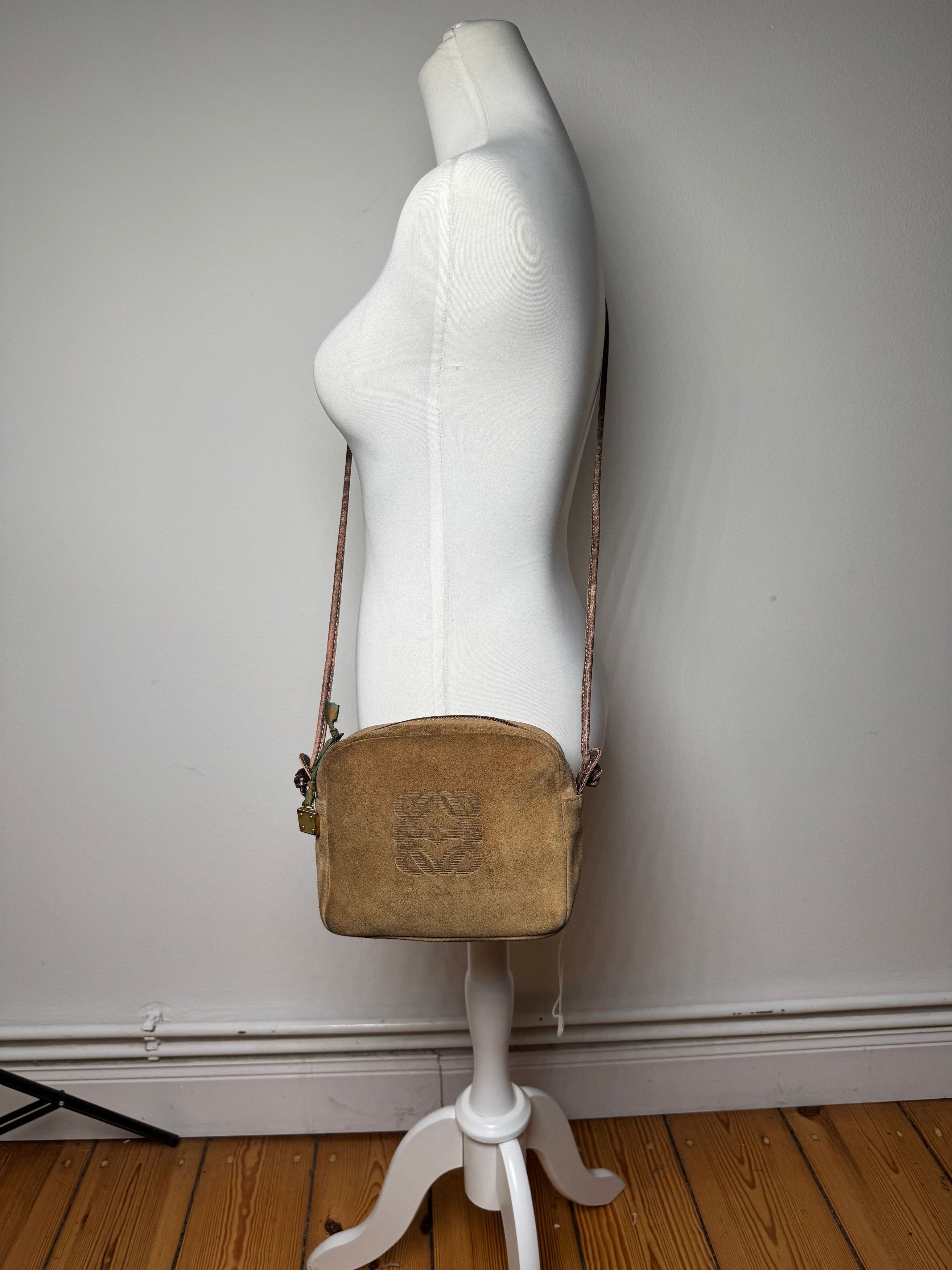 Loewe Vintage Crossbody Leather Bag Brown Size ONE SIZE - 4 Thumbnail