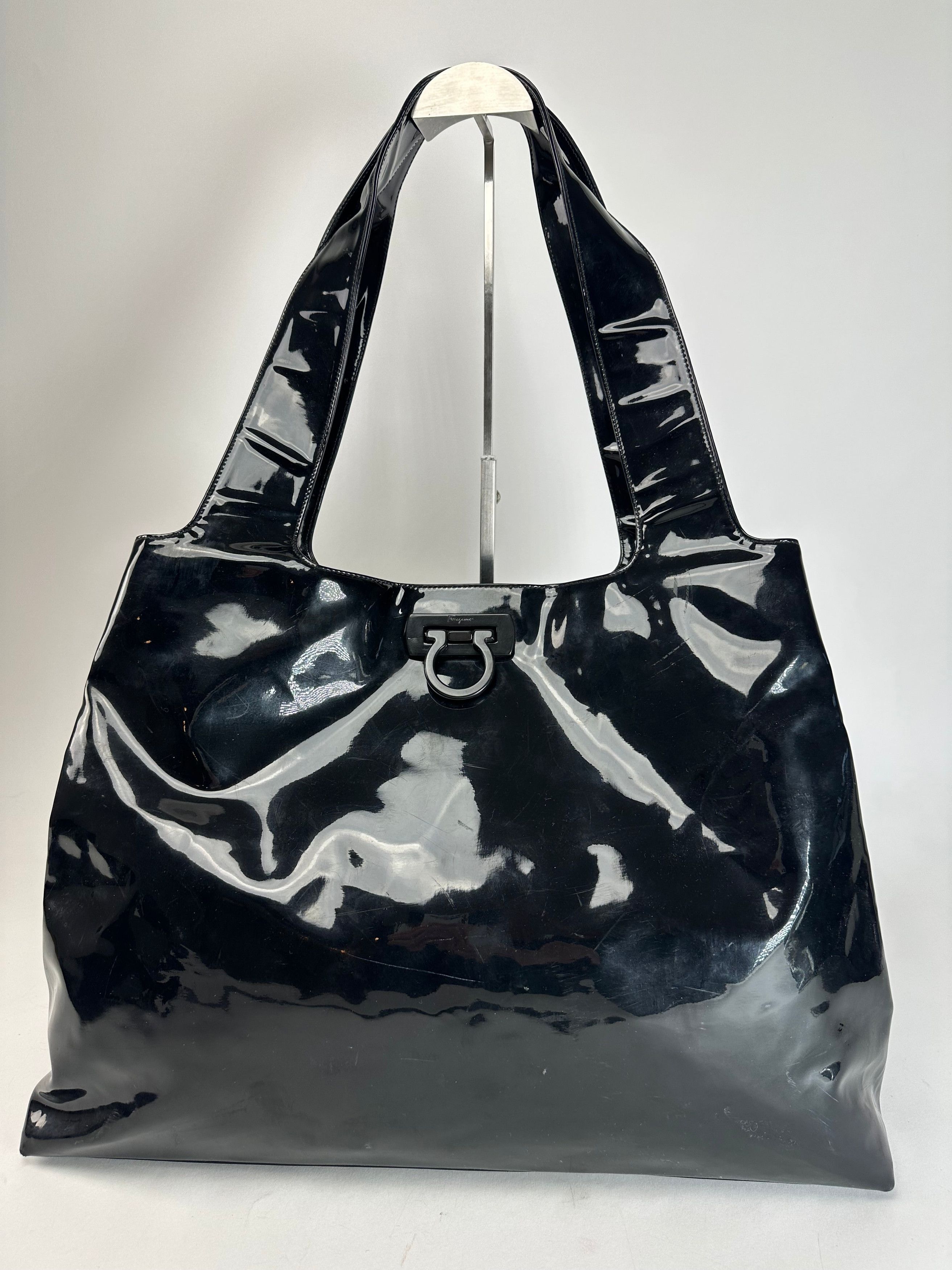Salvatore Ferragamo Vintage Patent Leather Bag Black Size ONE SIZE - 6 Thumbnail