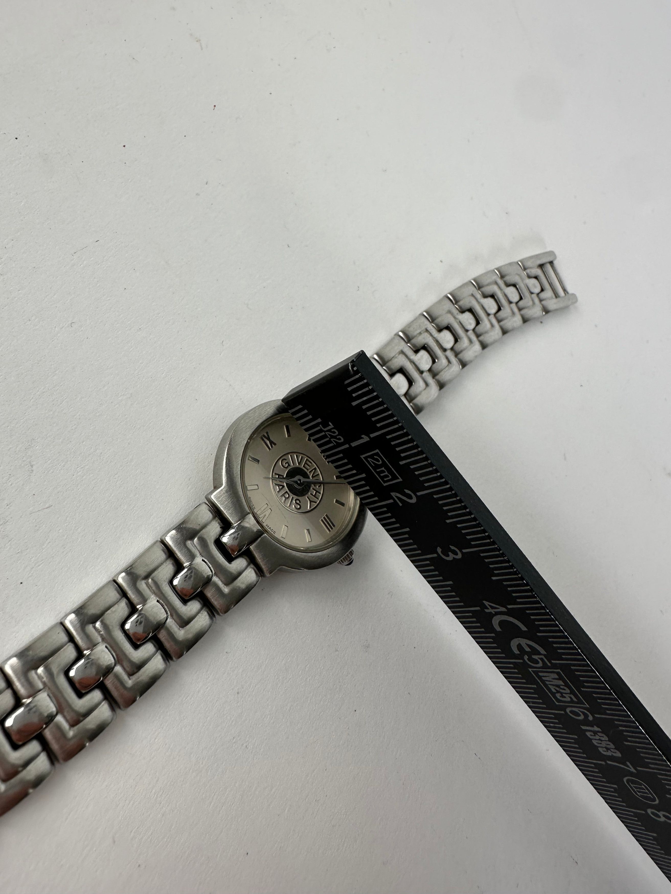 Givenchy Vintage Quartz Watch Silver White Size ONE SIZE - 5 Thumbnail