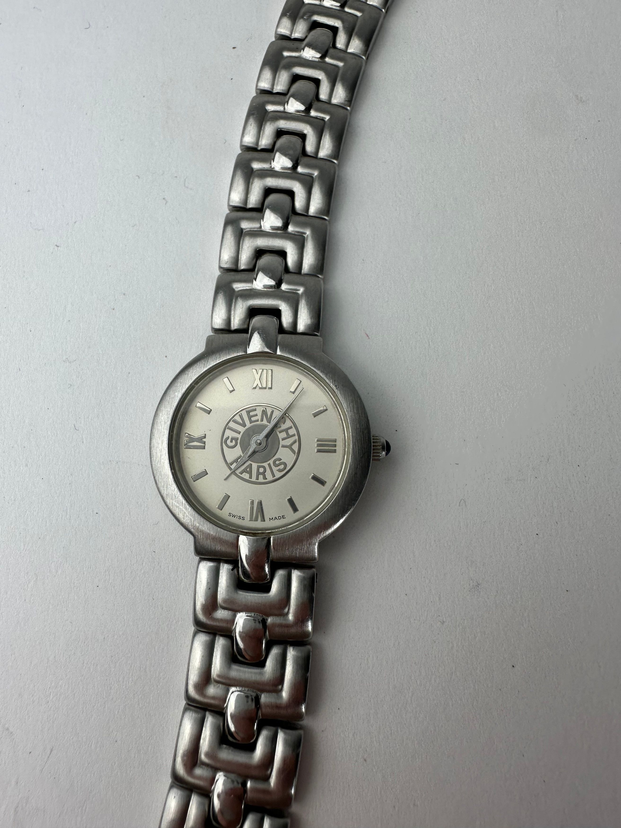Givenchy Vintage Quartz Watch Silver White Size ONE SIZE - 2 Thumbnail
