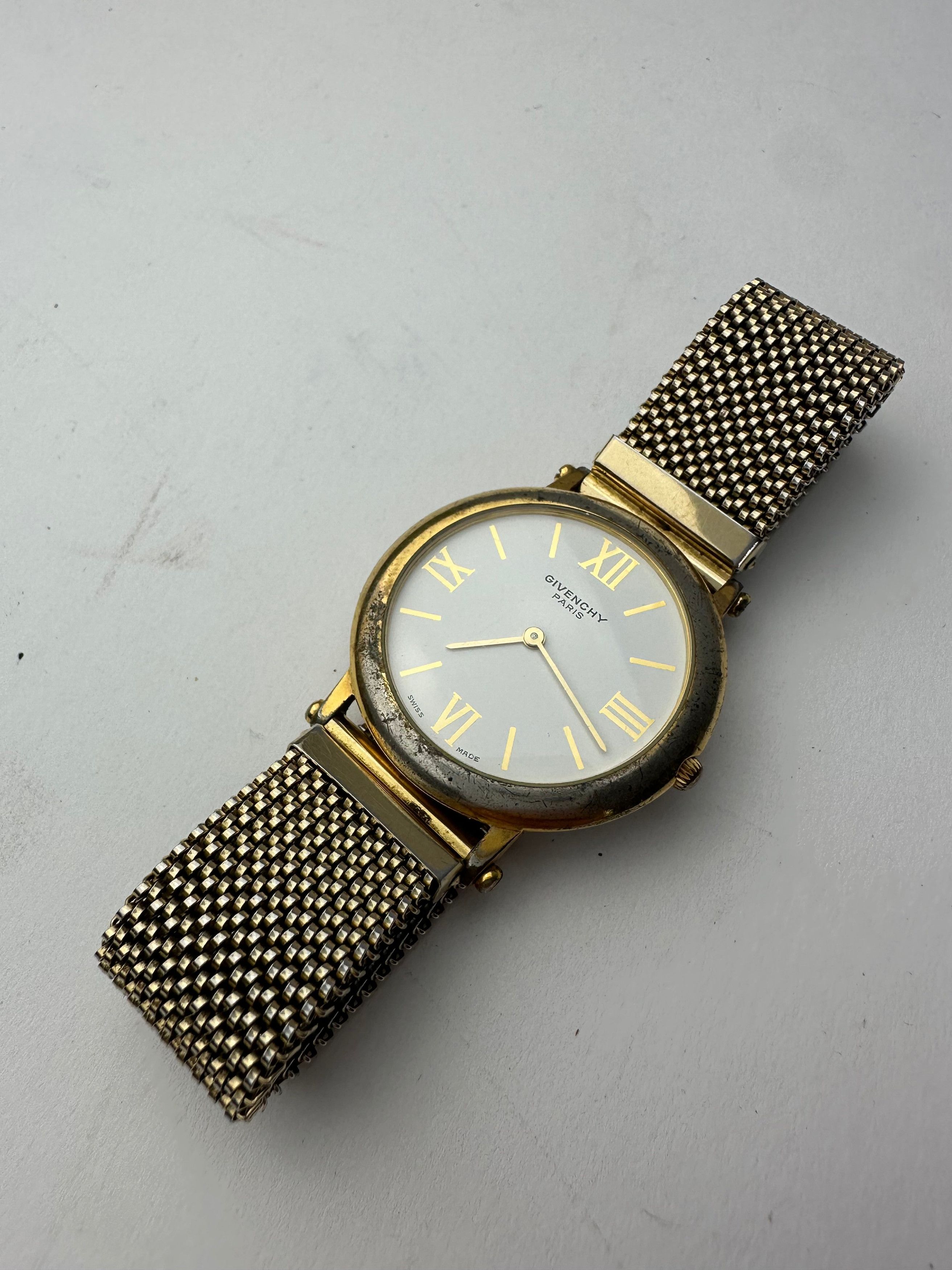 Givenchy Vintage Quartz Watch Gold White Size ONE SIZE - 9 Thumbnail