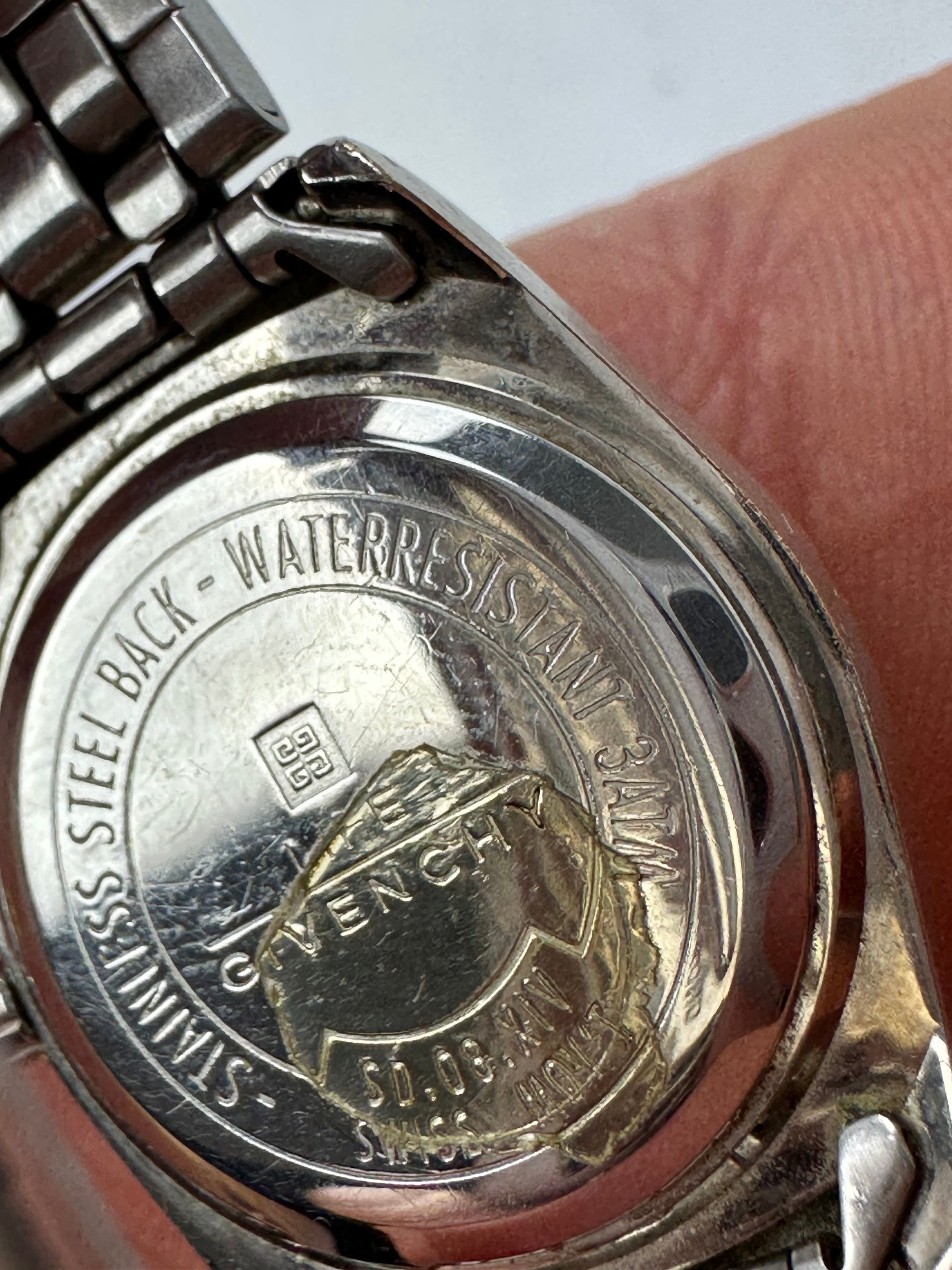 Other Vintage Givenchy Steel Quartz Watch Silver Size ONE SIZE - 4 Thumbnail