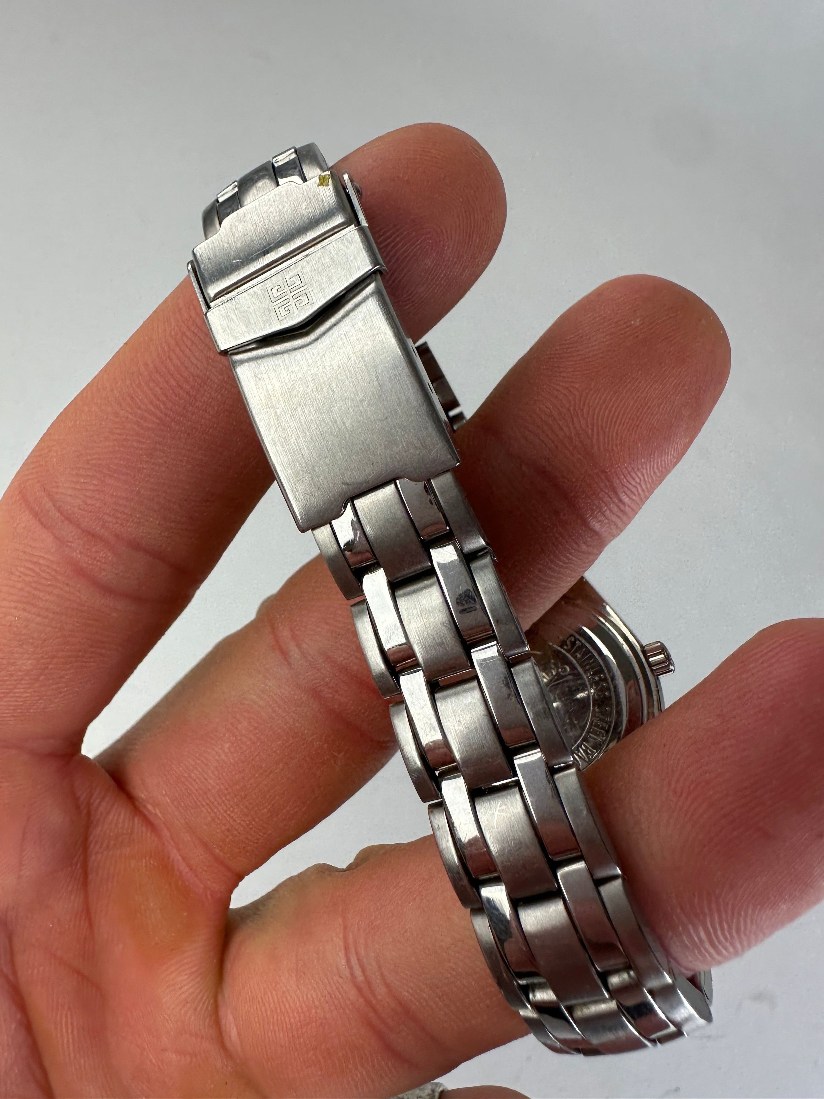 Other Vintage Givenchy Steel Quartz Watch Silver Size ONE SIZE - 7 Thumbnail