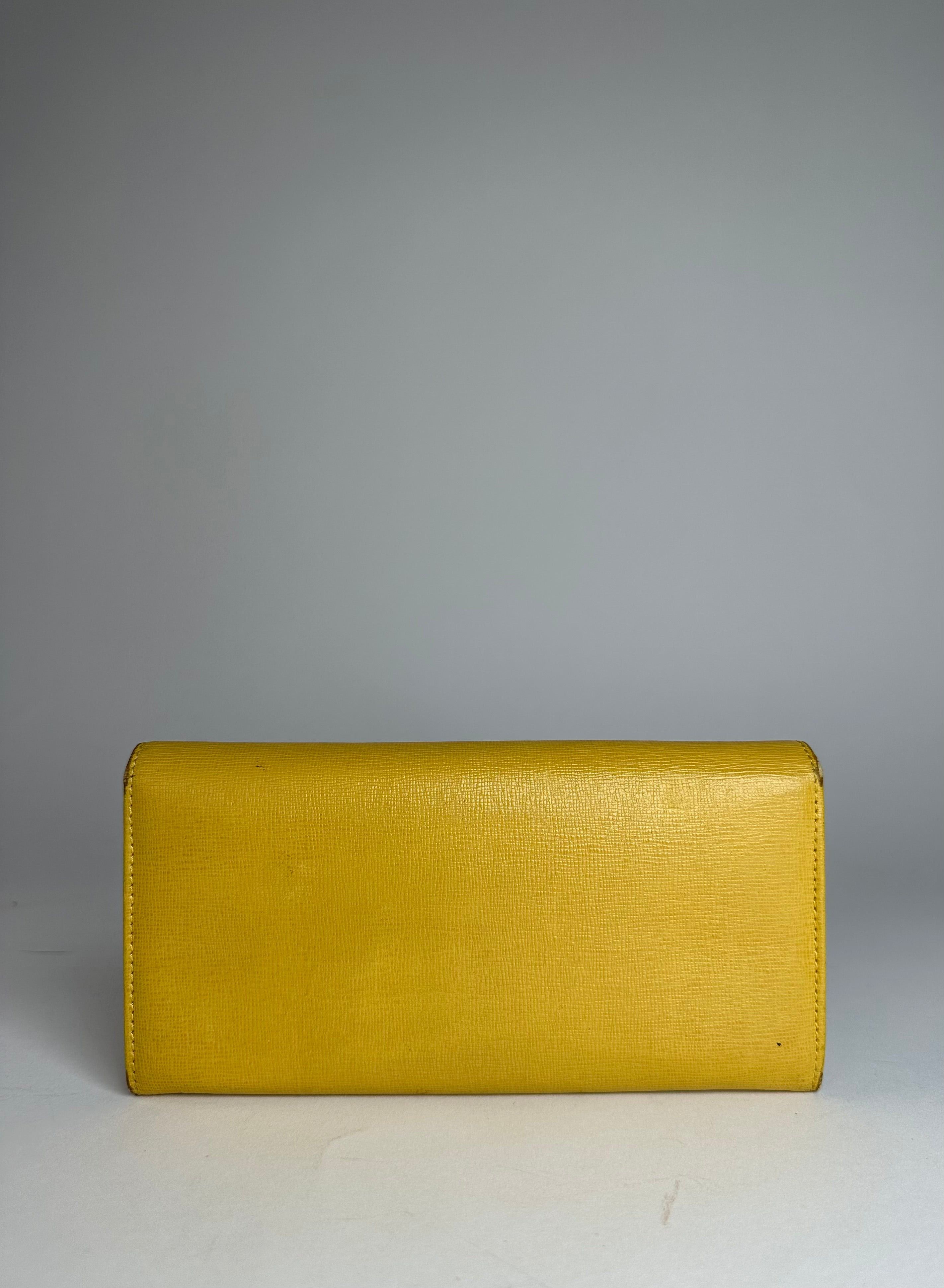 Fendi Vintage Leather Long Wallet Yellow Size ONE SIZE - 2 Thumbnail
