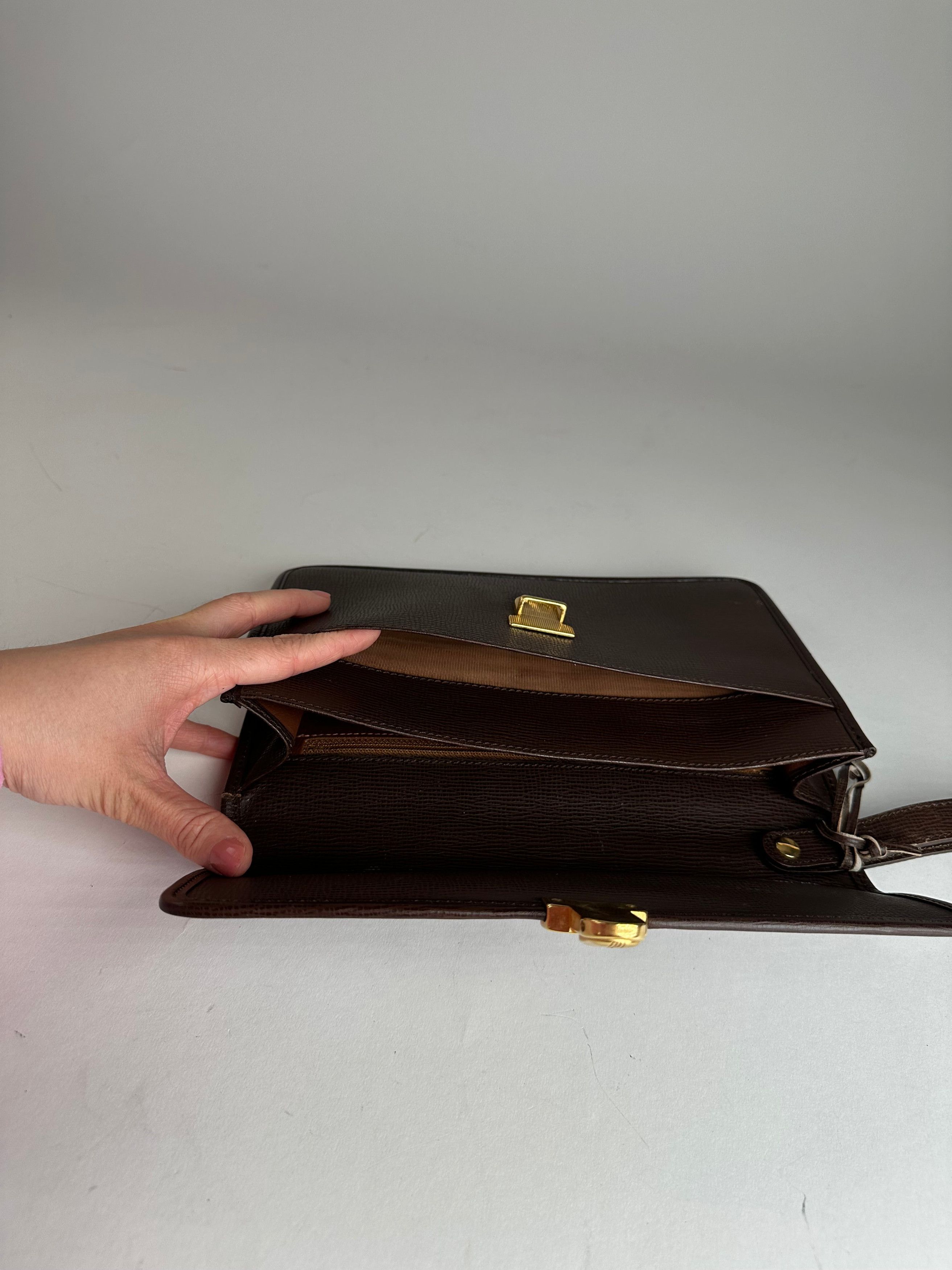 Celine Vintage Paris Leather Clutch Brown With Lock Size ONE SIZE - 12 Thumbnail