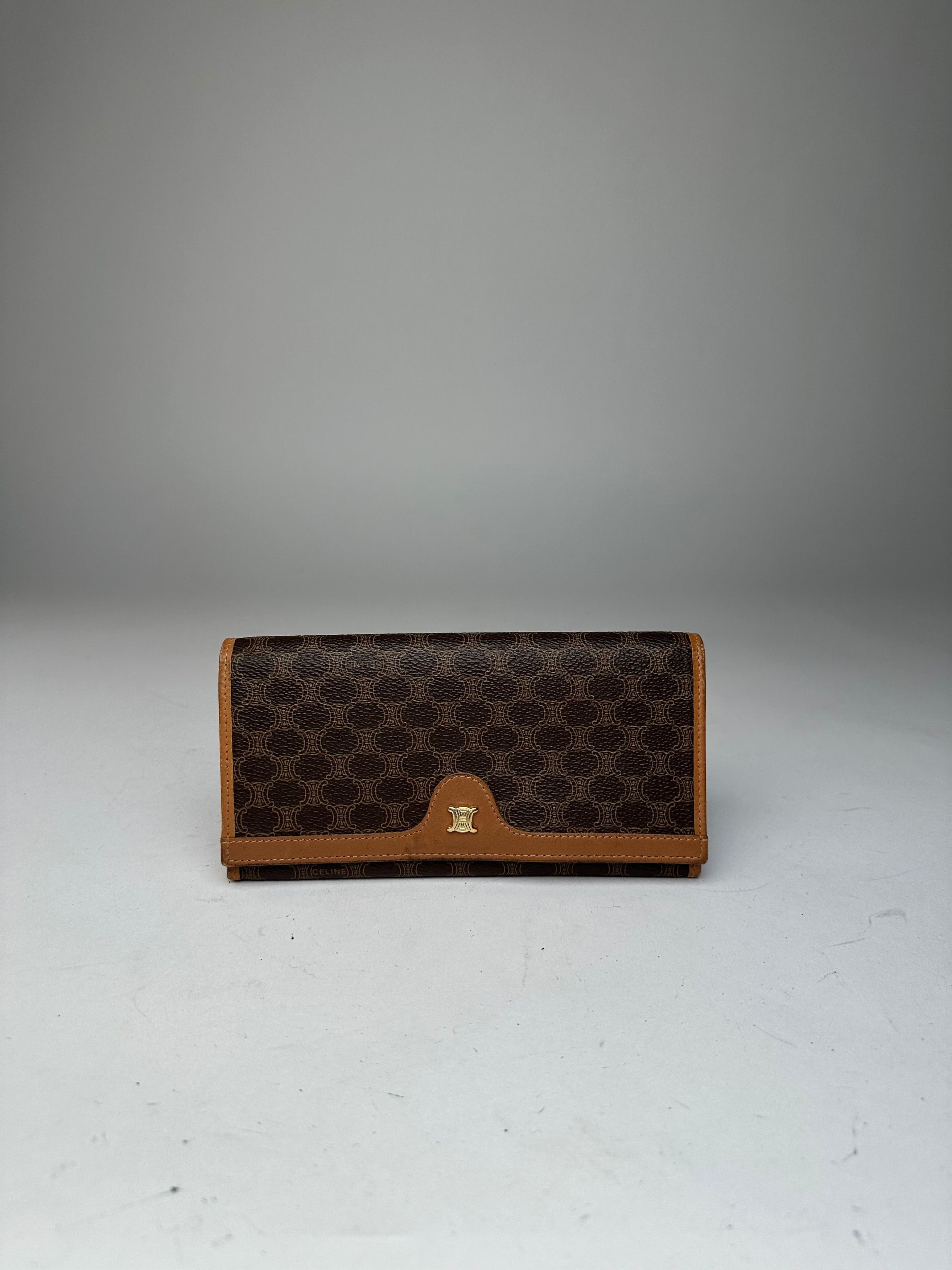 Celine Vintage Paris Triomphe Monogram Leather Wallet Btown Size ONE SIZE - 3 Thumbnail