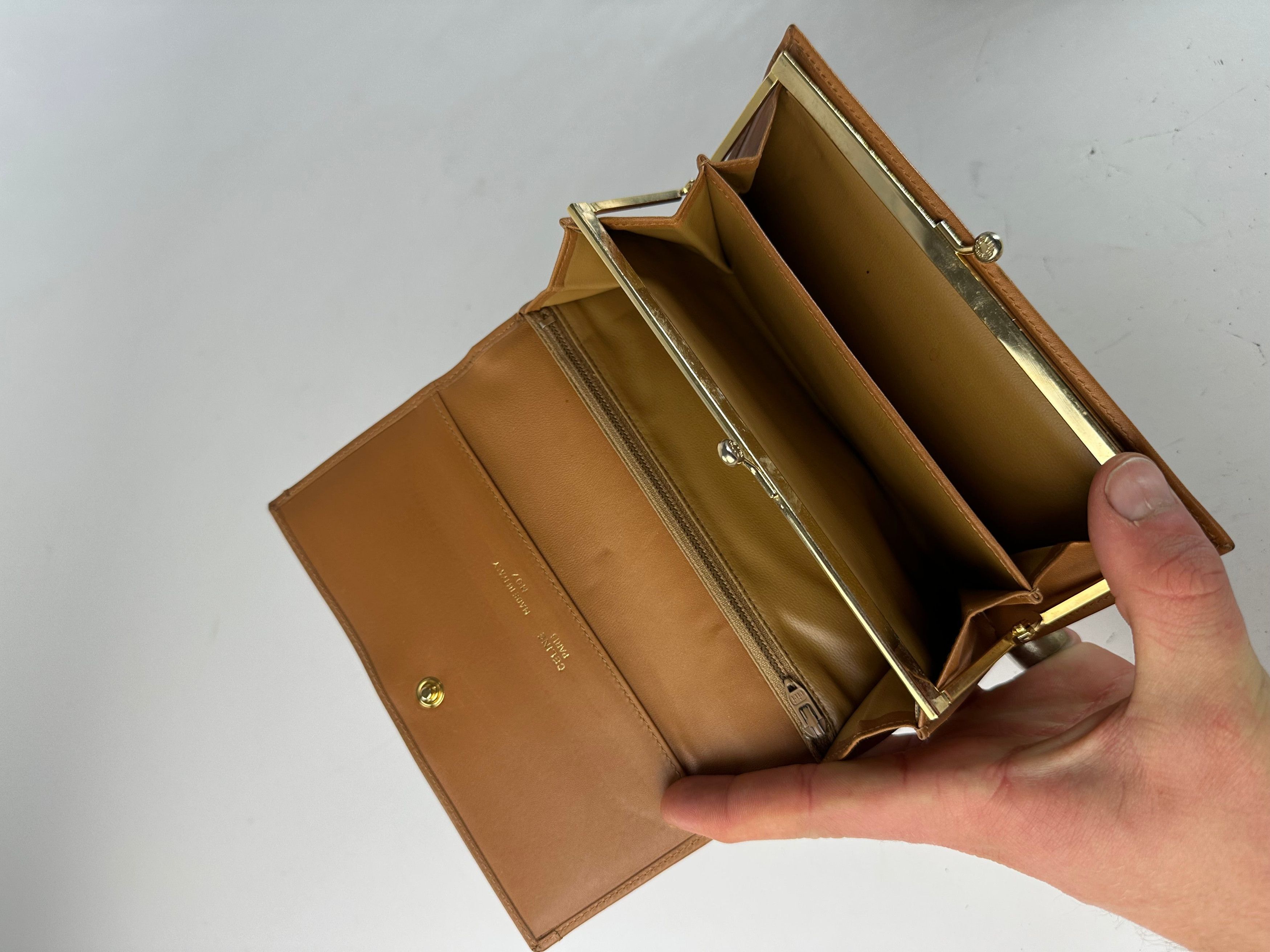 Celine Vintage Paris Triomphe Monogram Leather Wallet Btown Size ONE SIZE - 8 Thumbnail