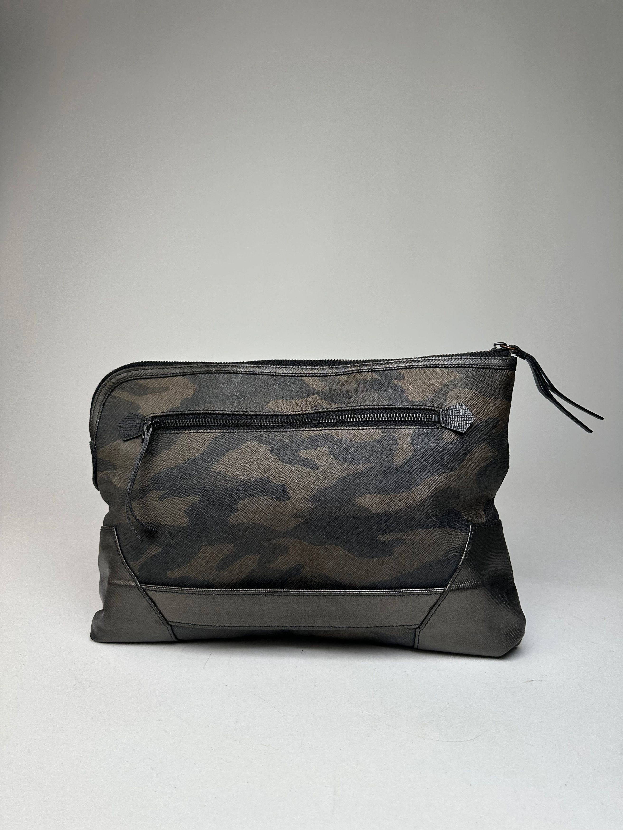 Vivienne Westwood Vintage Camouflage Leather Clutch / Belt Bah Khaki / Grey / Size ONE SIZE - 3 Thumbnail