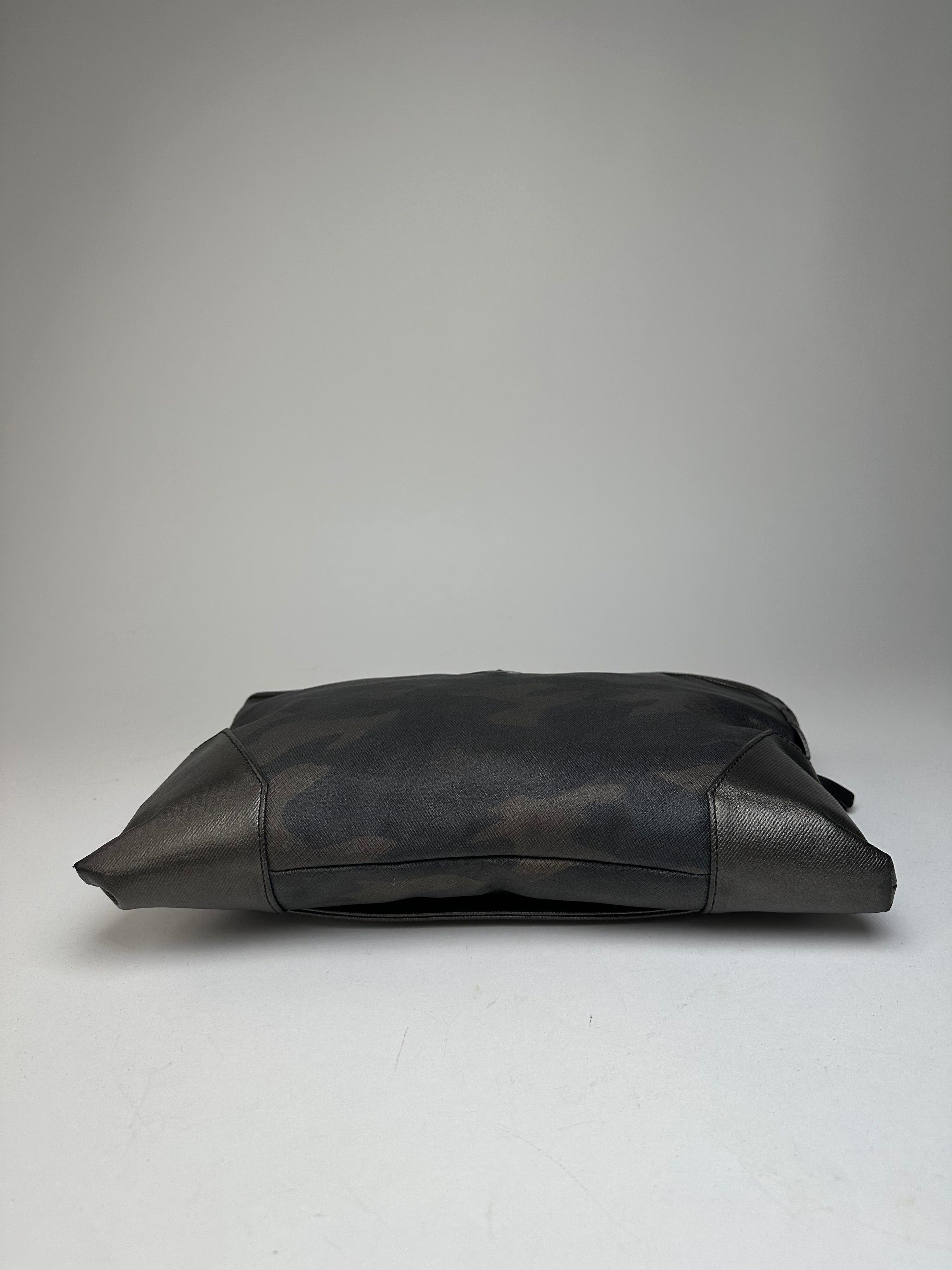 Vivienne Westwood Vintage Camouflage Leather Clutch / Belt Bah Khaki / Grey / Size ONE SIZE - 10 Thumbnail