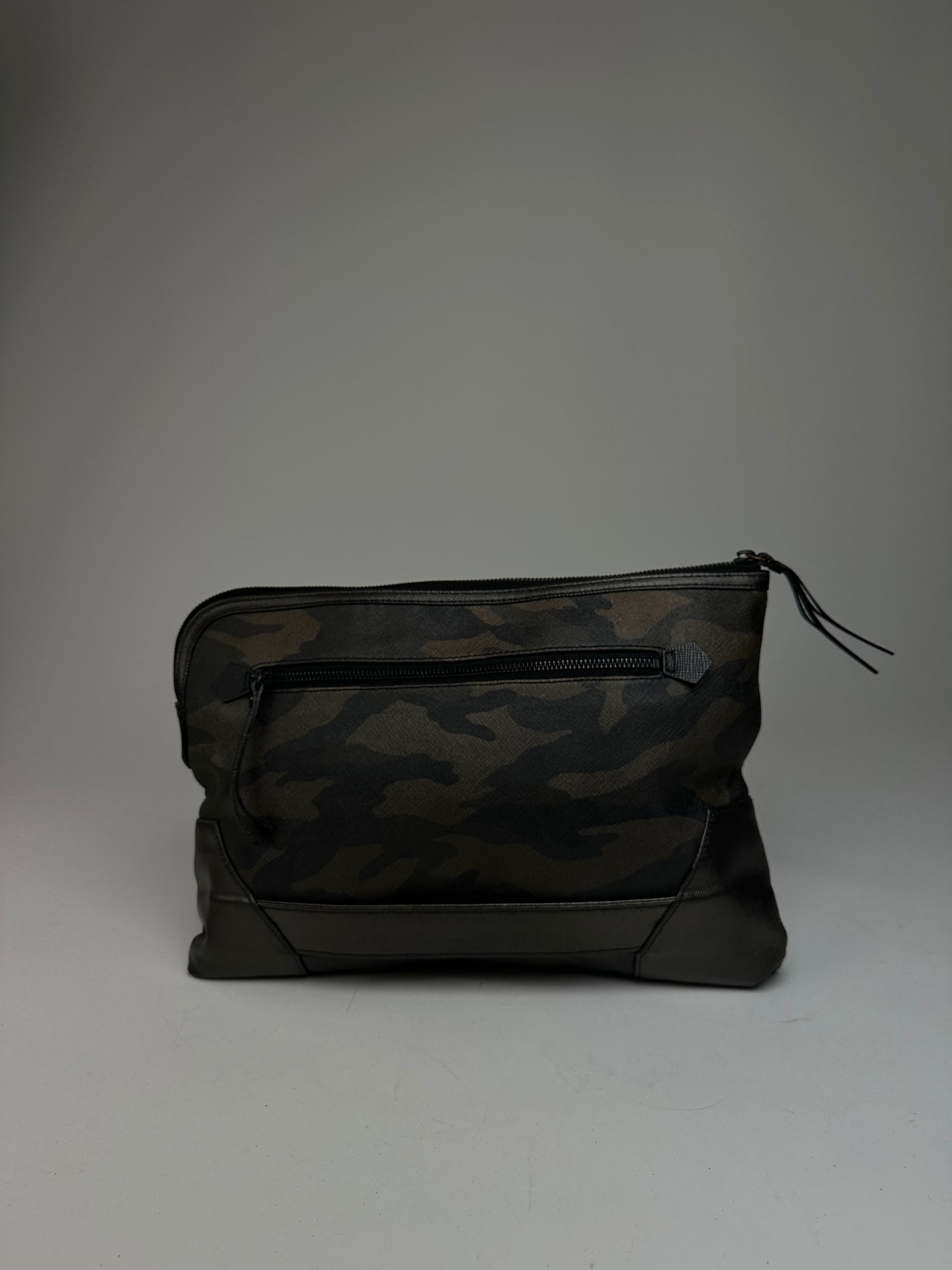 Vivienne Westwood Vintage Camouflage Leather Clutch / Belt Bah Khaki / Grey / Size ONE SIZE - 15 Thumbnail
