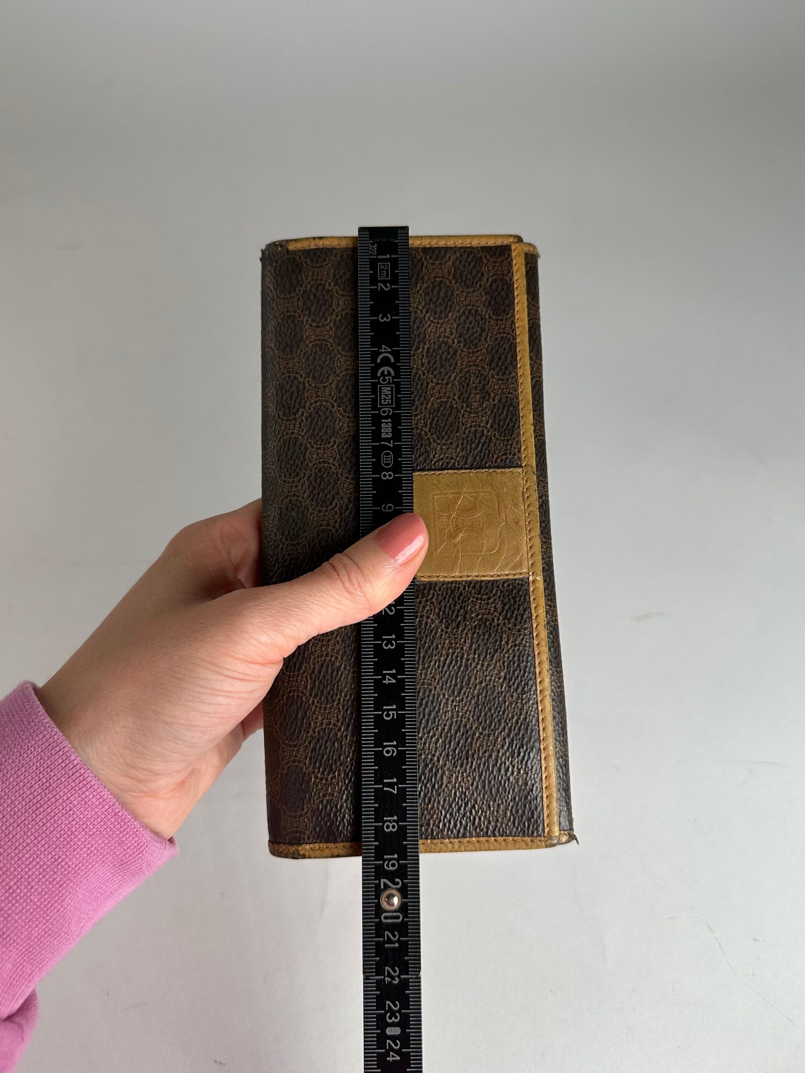 Celine Vintage Paris Triomphe Monogram Leather Long Wallet Brown Size ONE SIZE - 7 Thumbnail