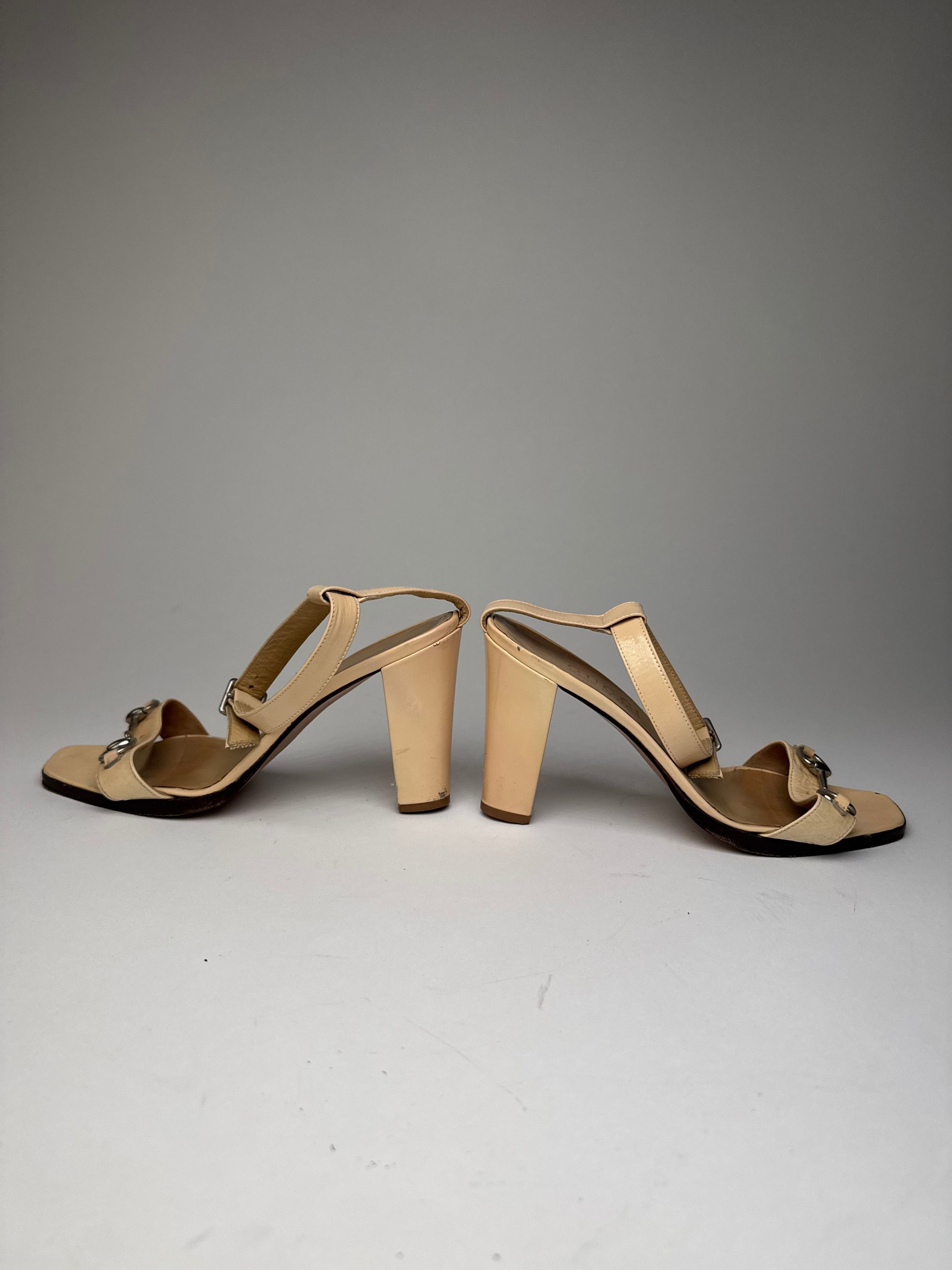 Gucci Vintage Leather Horsebit Pumps Beige EU35C Size US 4 / IT 34 - 4 Thumbnail