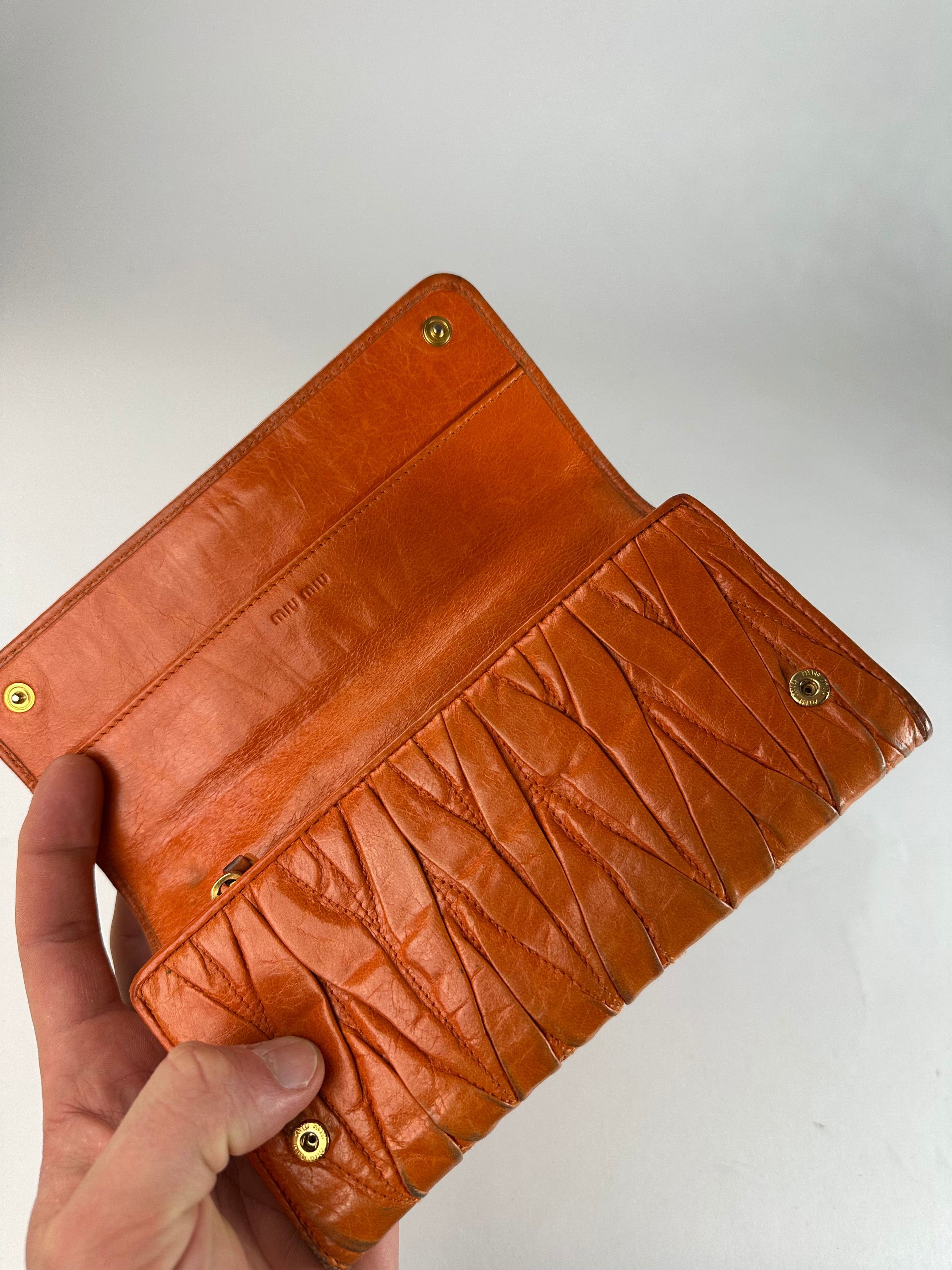 Miu Miu Vintage Metallasse Leather Wallet Long Orange Size ONE SIZE - 4 Thumbnail
