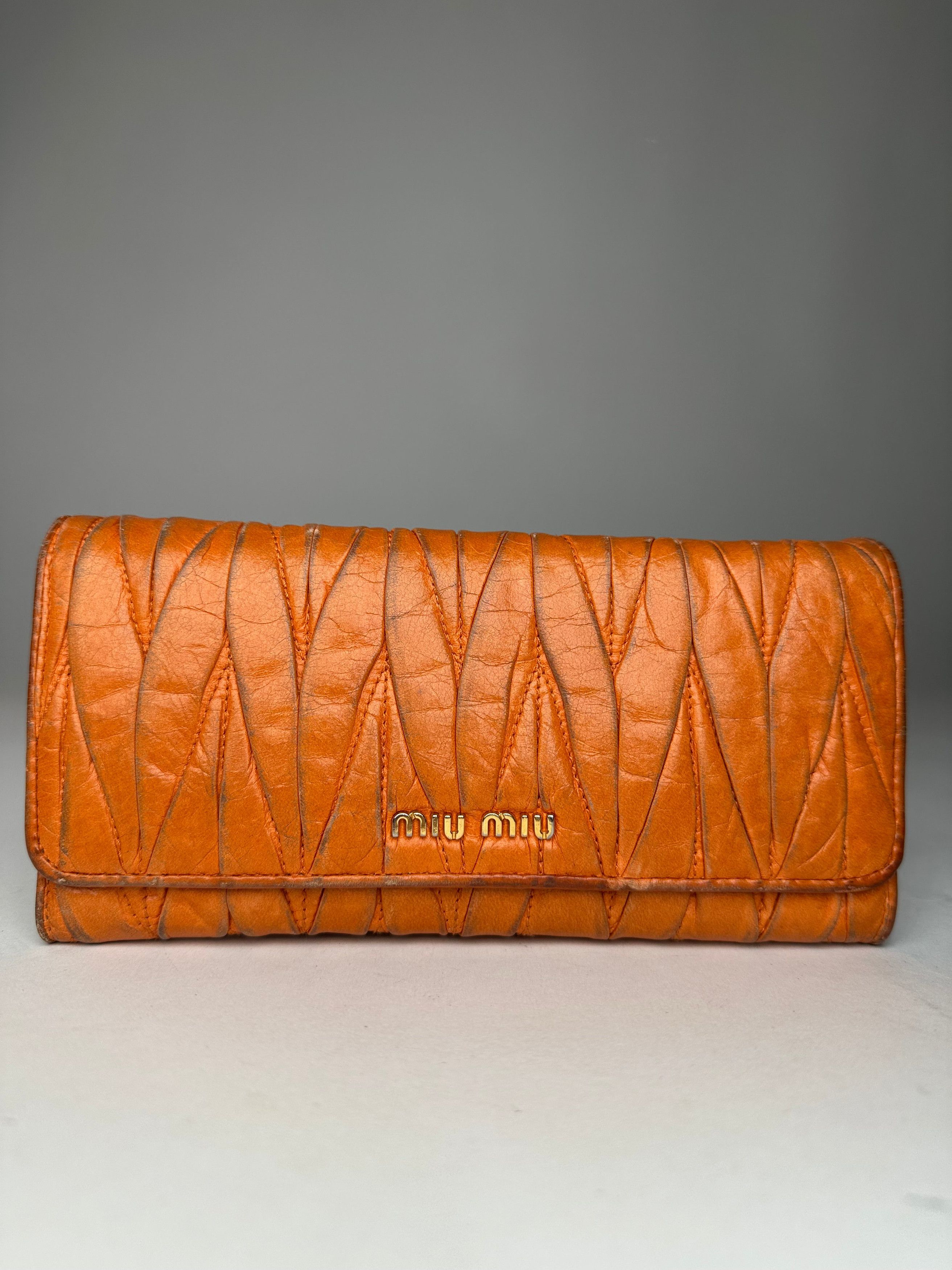 Miu Miu Vintage Metallasse Leather Wallet Long Orange Size ONE SIZE - 10 Thumbnail